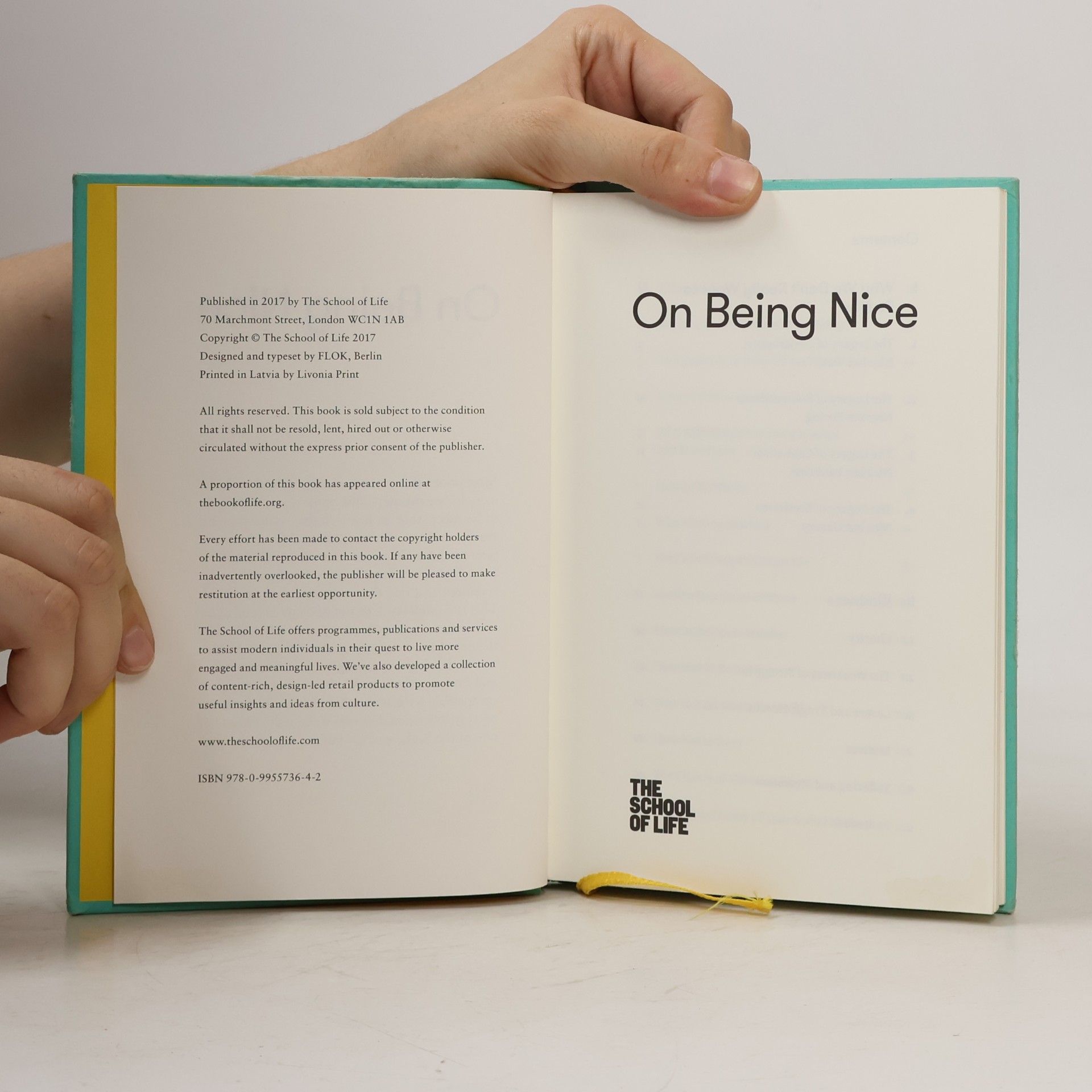 Autores varios On Being Nice