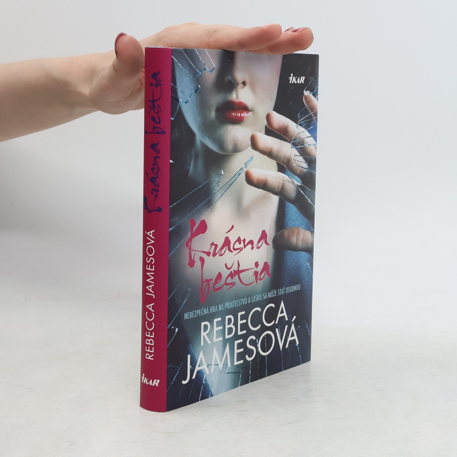Rebecca James Krásna beštia