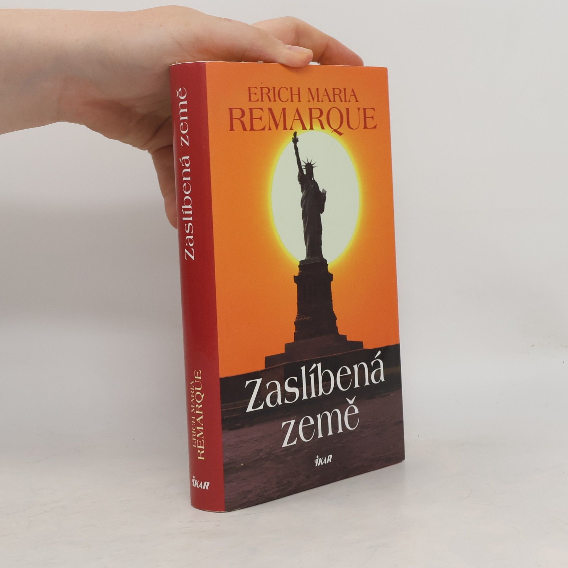 Erich Maria Remarque Zaslíbená země