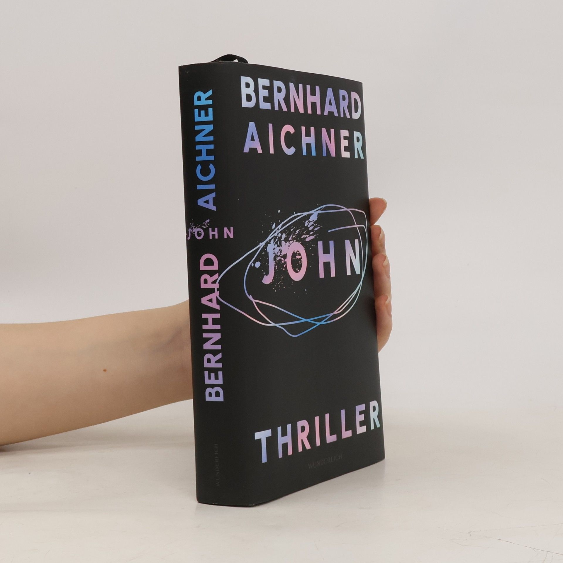 Bernhard Aichner John
