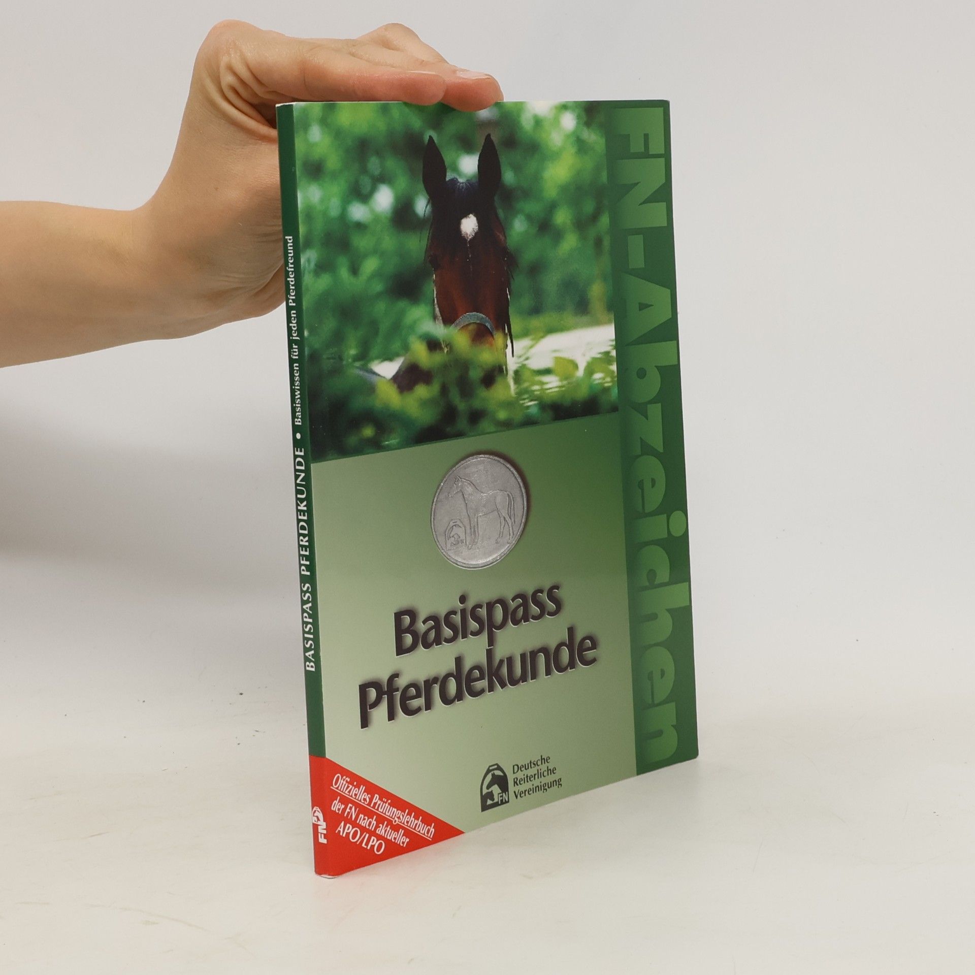 Isabelle von Neumann-Cosel Basispass Pferdekunde