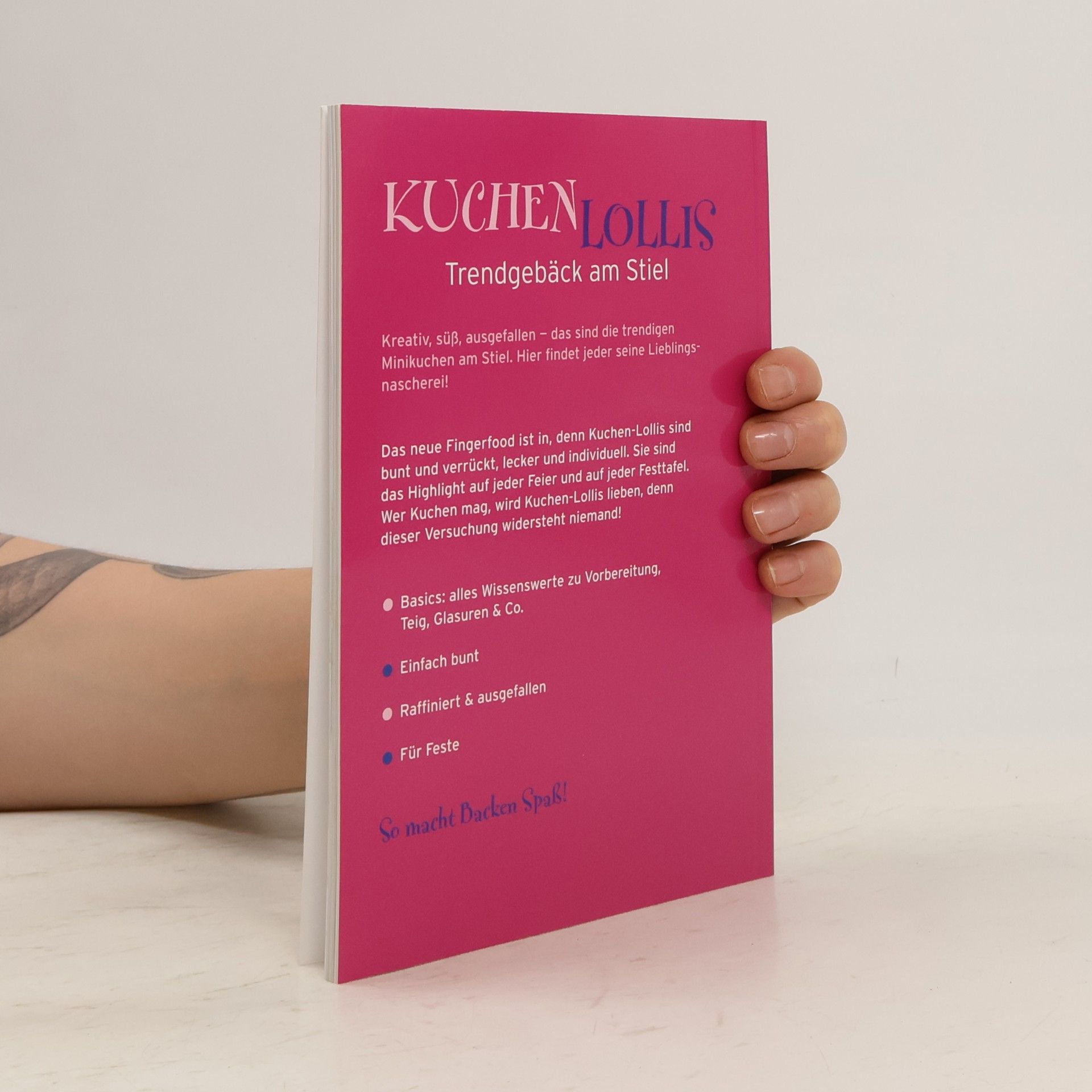 Isabel Minhós Martins Kuchen-Lollis