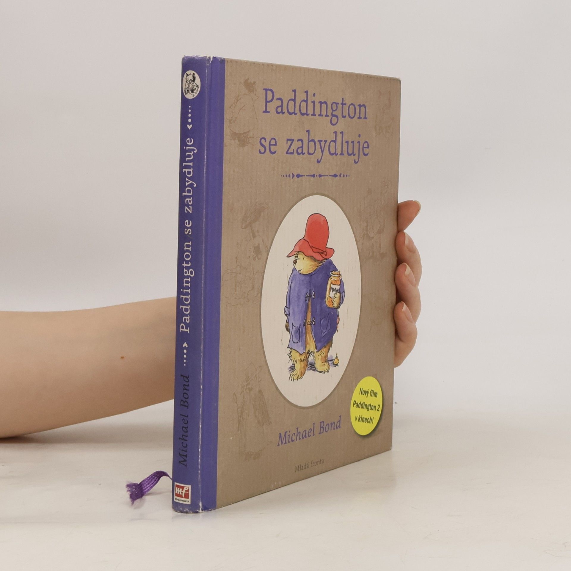 Michael Bond Paddington se zabydluje
