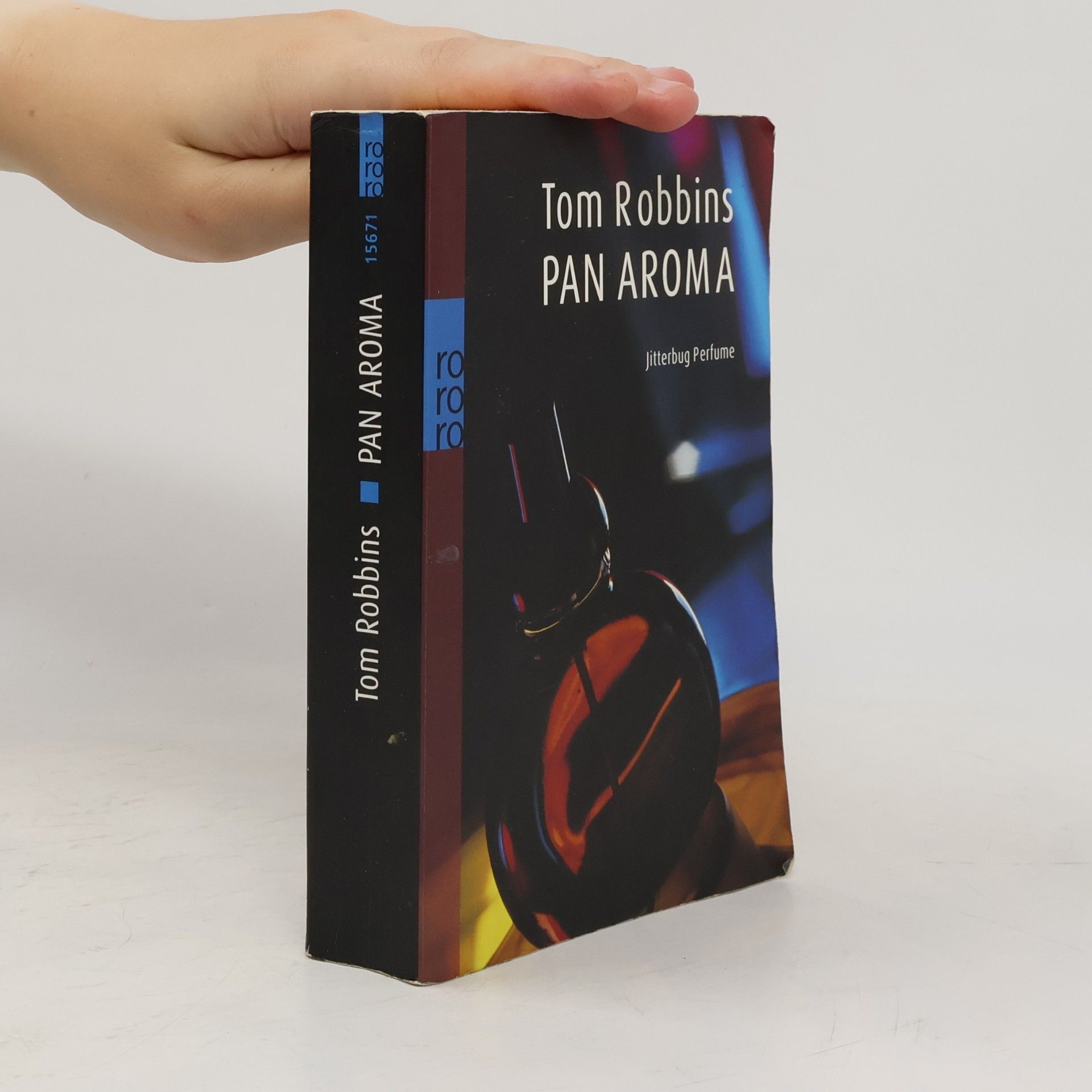 Tom Robbins Pan Aroma