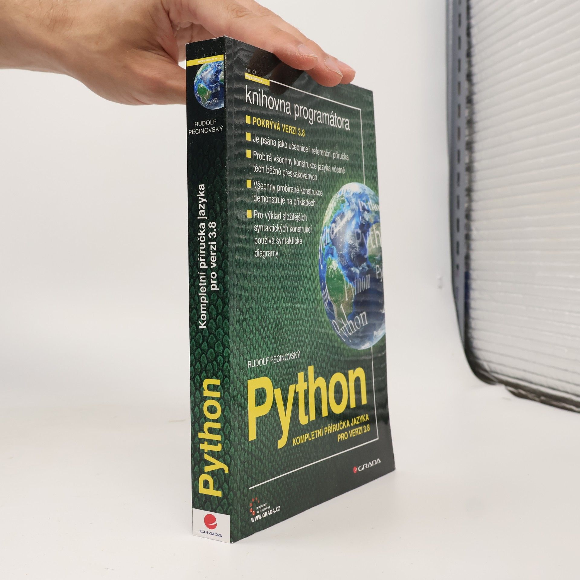 Rudolf Pecinovský Python : kompletní příručka jazyka pro verzi 3.8