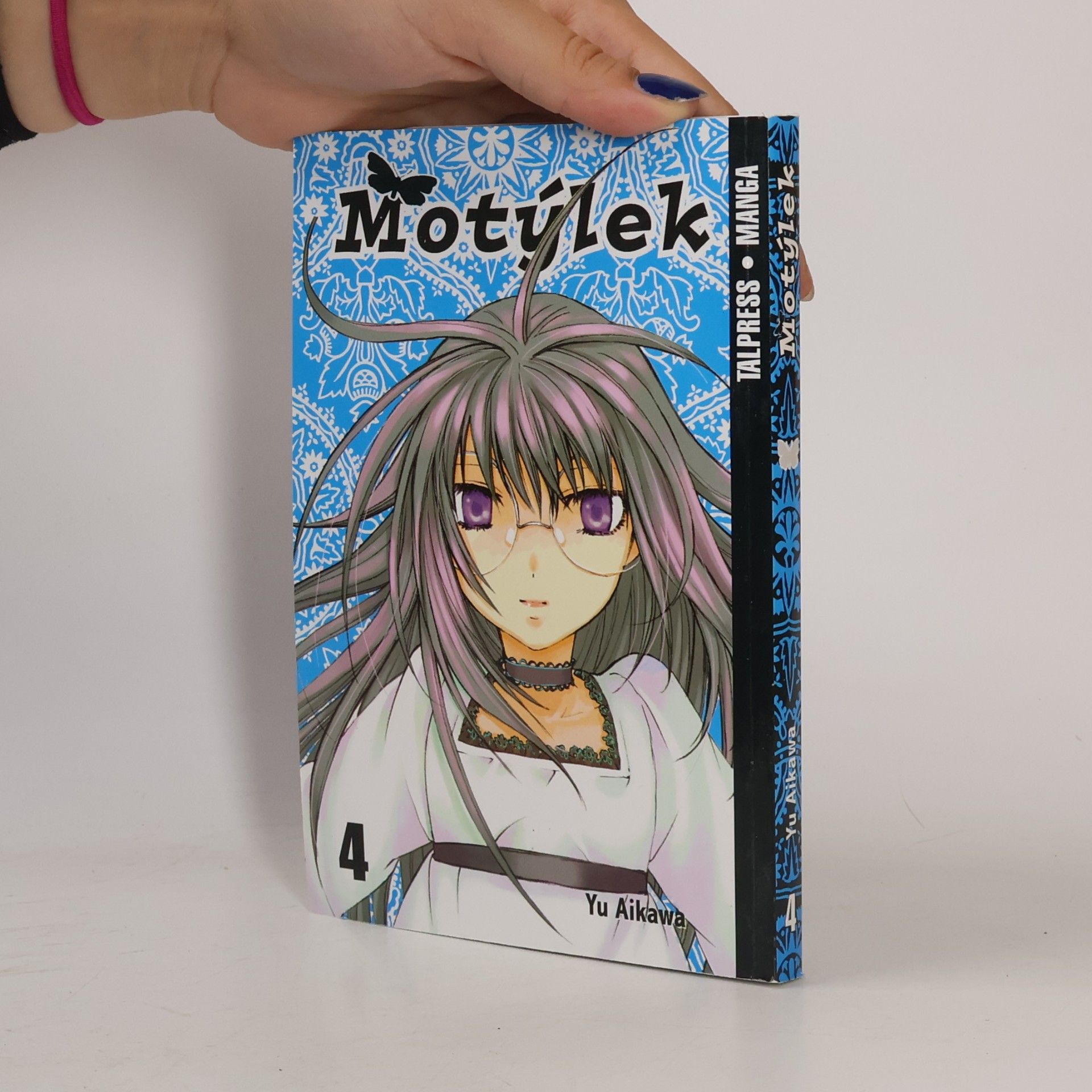 Yu Aikawa Motýlek. 4