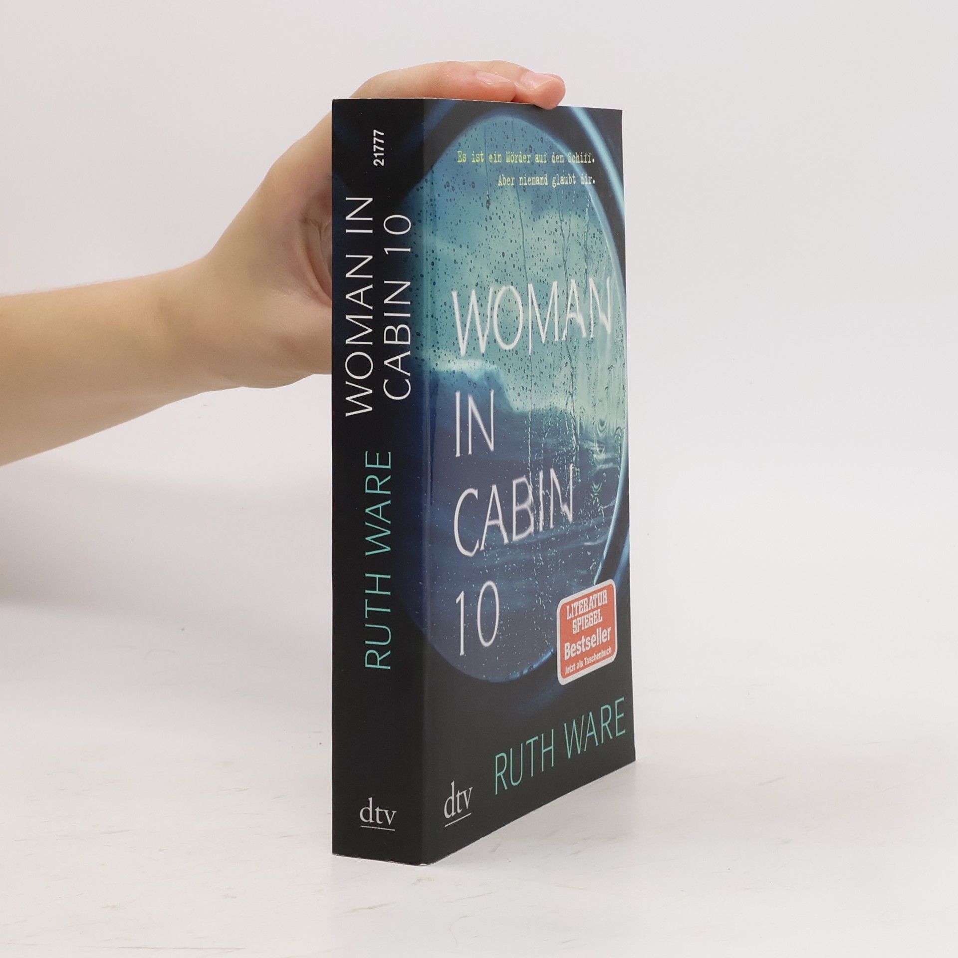 Ruth Ware Woman in Cabin 10