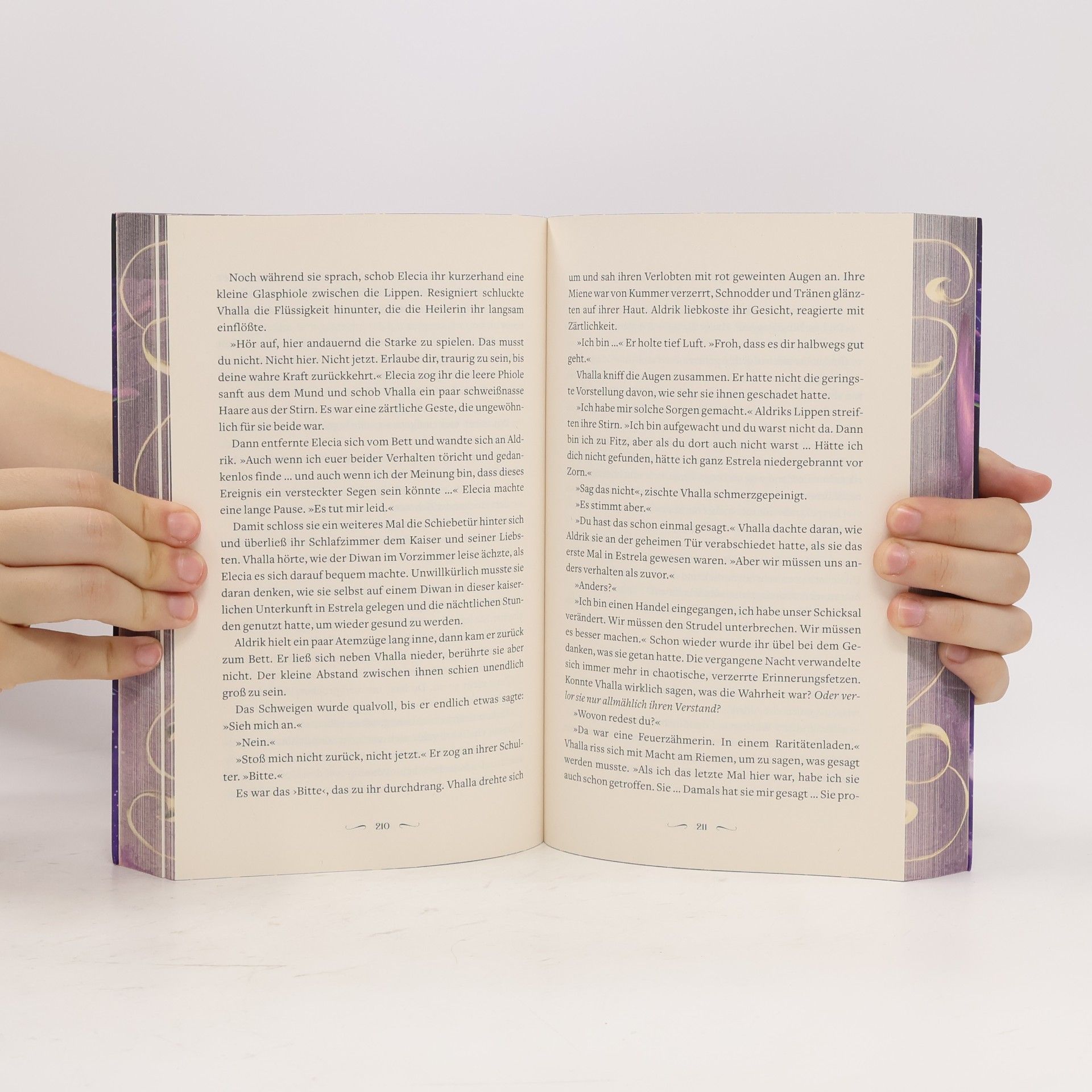 Elise Kova Crystal Crown / Die Chroniken von Solaris Bd.5