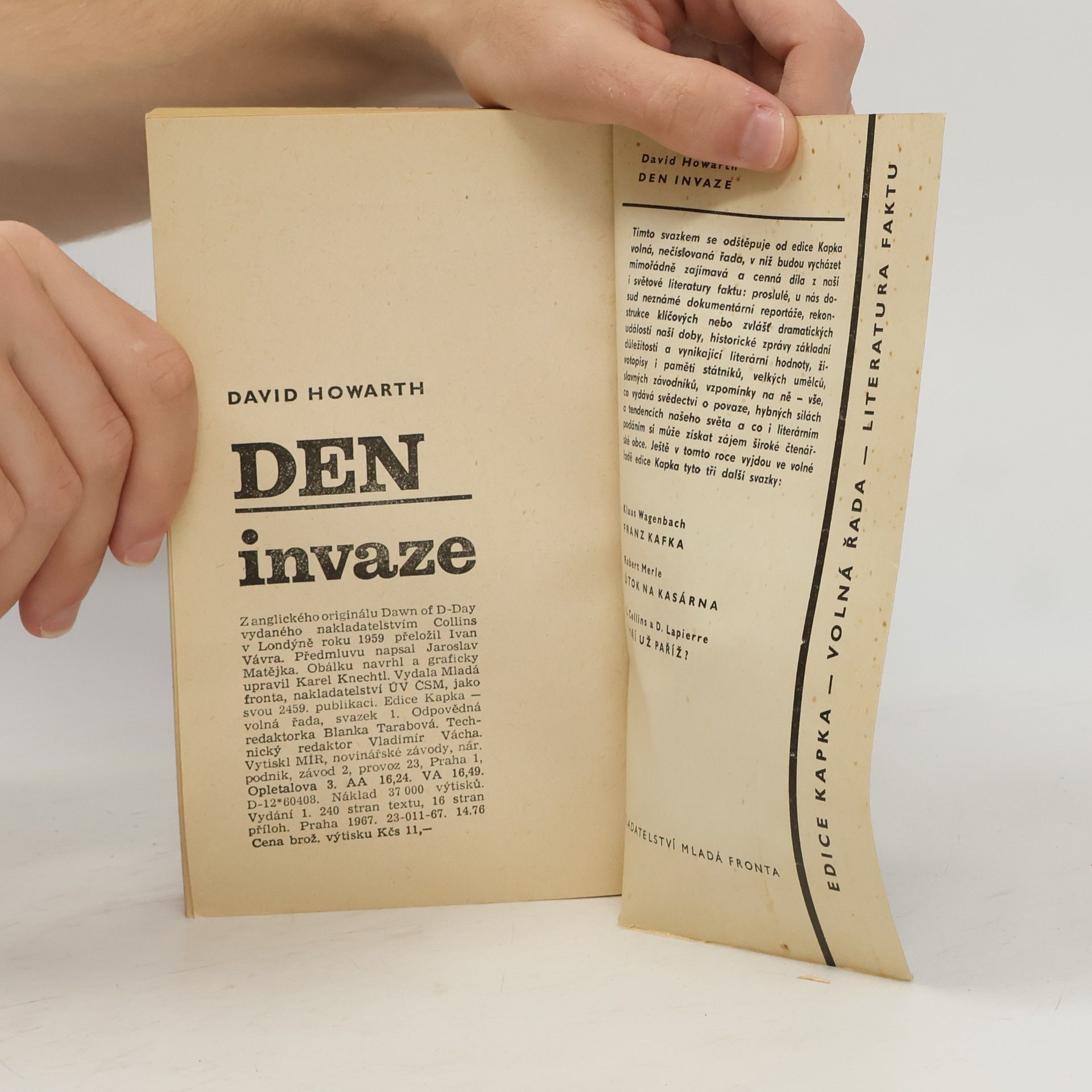 David Armine Howarth Den invaze