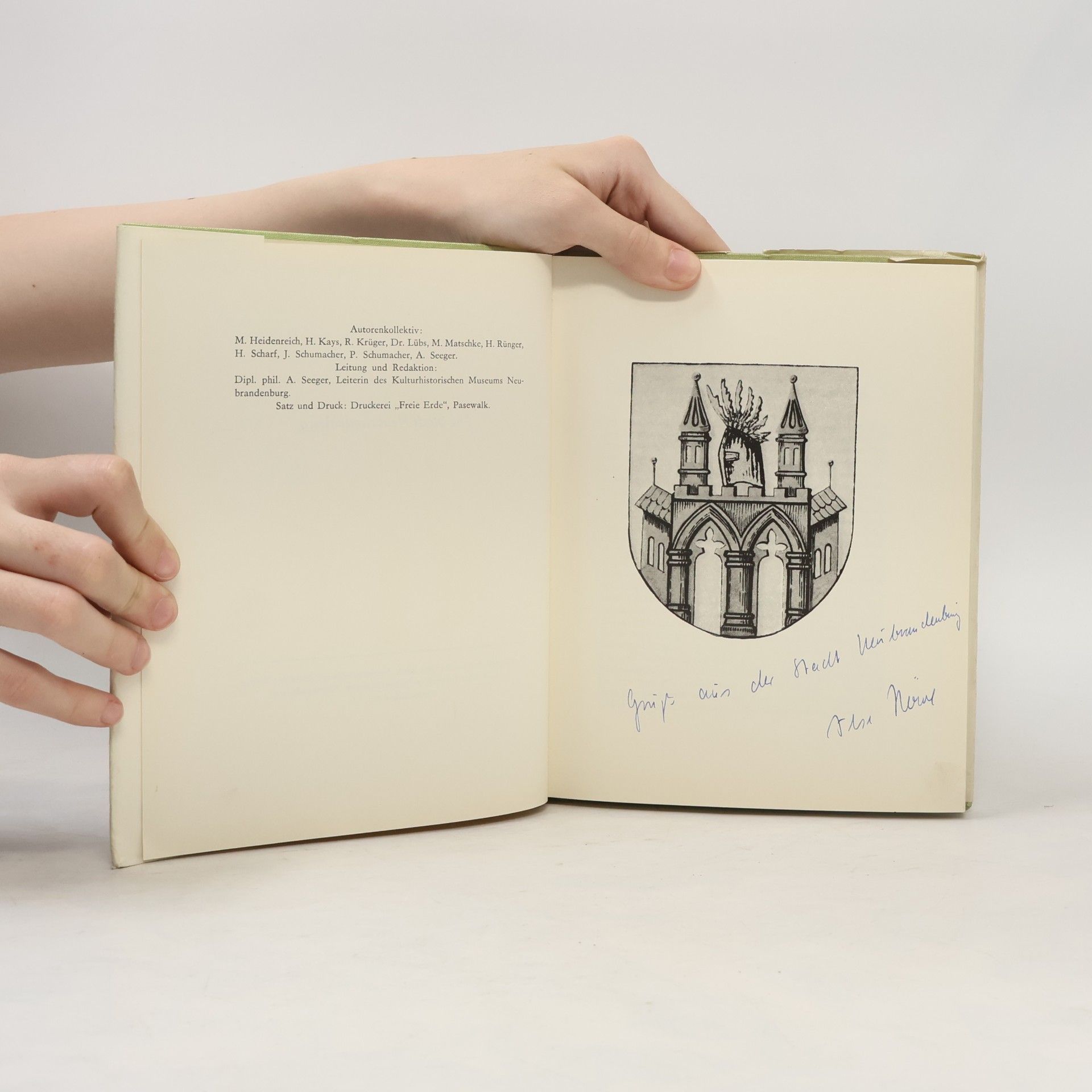 Collectif d'auteurs Handbuch der deutschen Kunstdenkmäler: Die Bezirke Neubrandenburg, Rostock, Schwerin