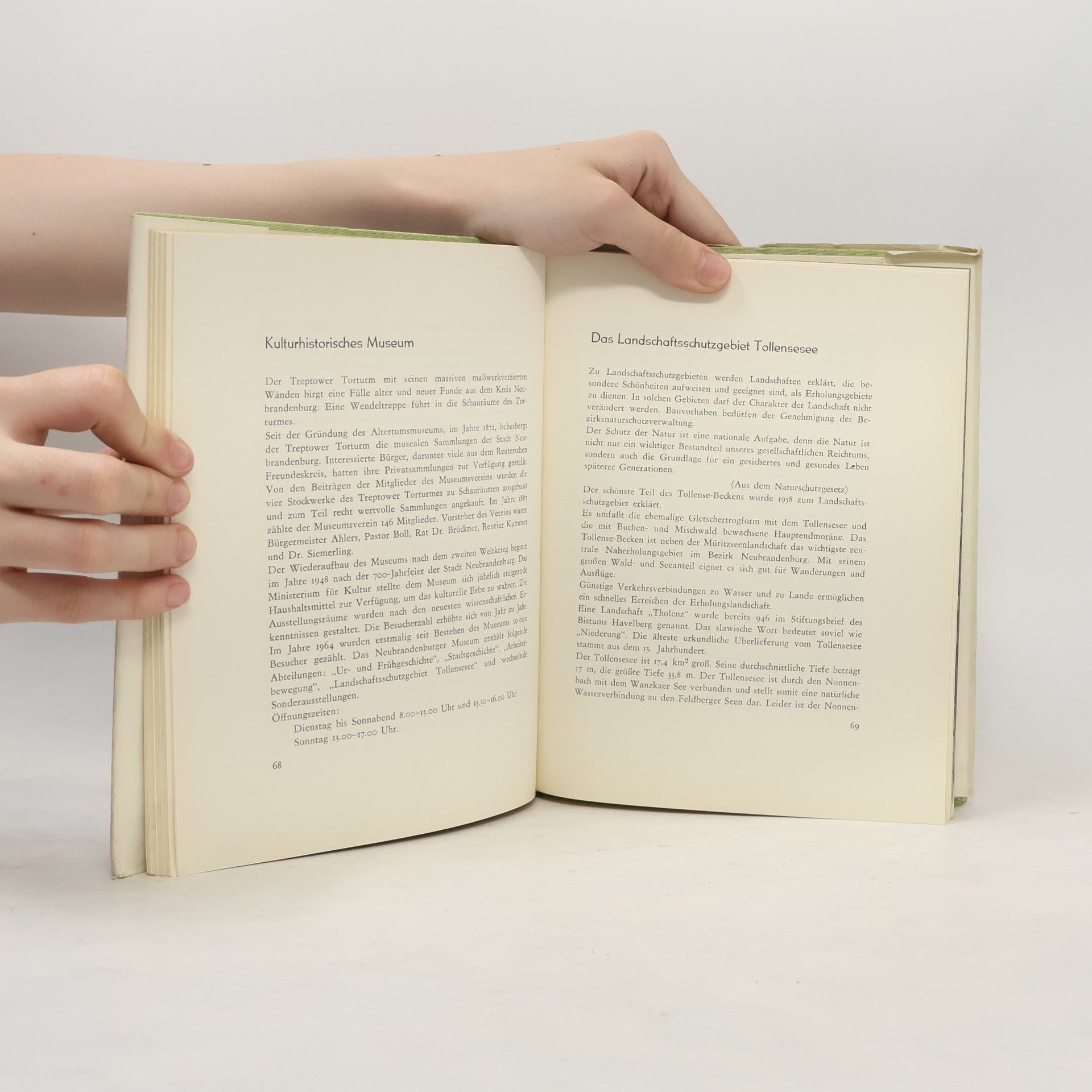 Collectif d'auteurs Handbuch der deutschen Kunstdenkmäler: Die Bezirke Neubrandenburg, Rostock, Schwerin