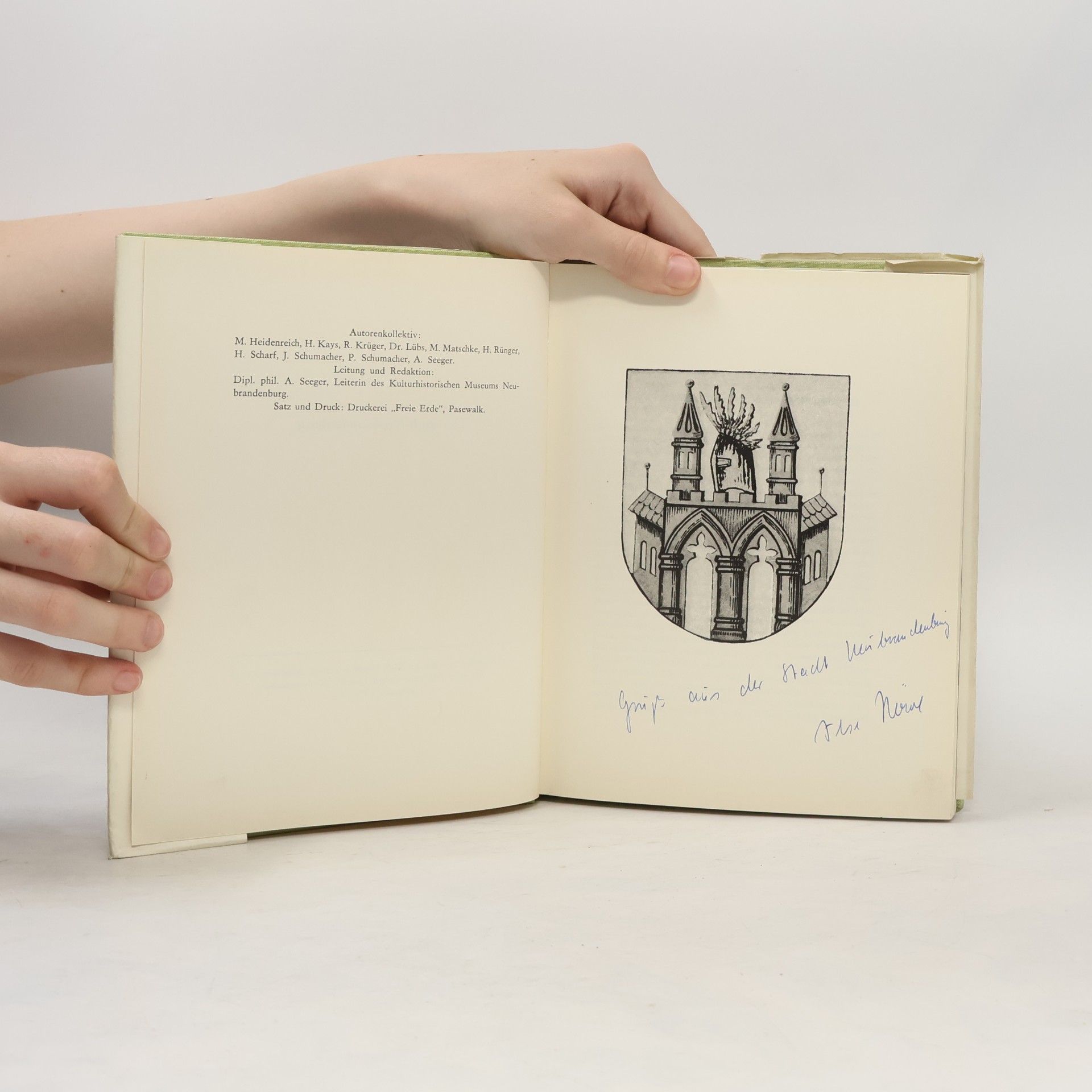 Collectif d'auteurs Handbuch der deutschen Kunstdenkmäler: Die Bezirke Neubrandenburg, Rostock, Schwerin