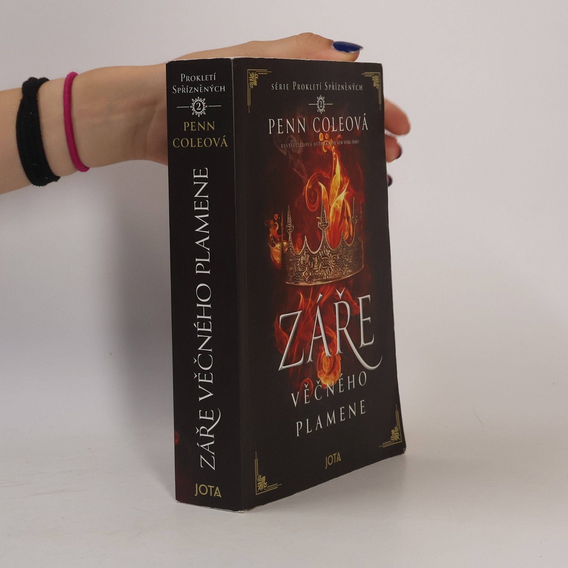 Penn Cole Série Prokletí spřízněných. Kniha druhá, Záře věčného plamene