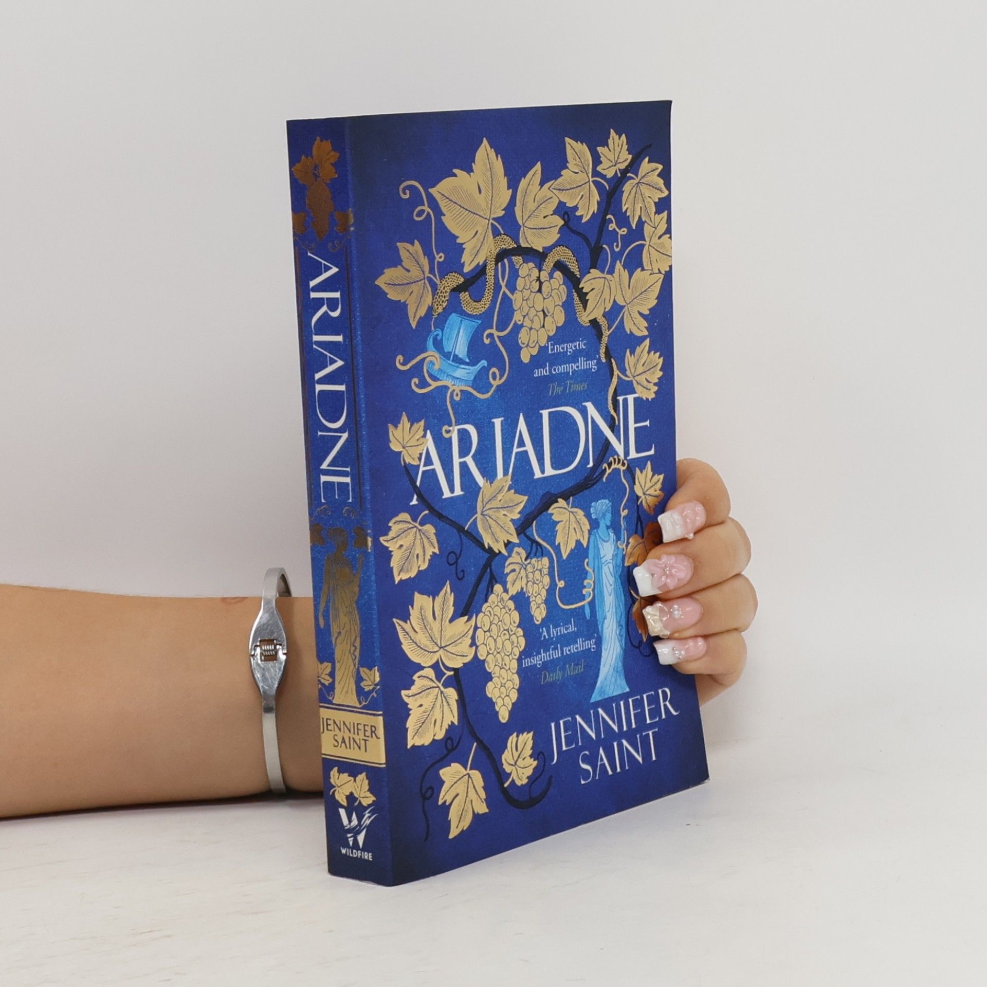 Jennifer Saint Ariadne