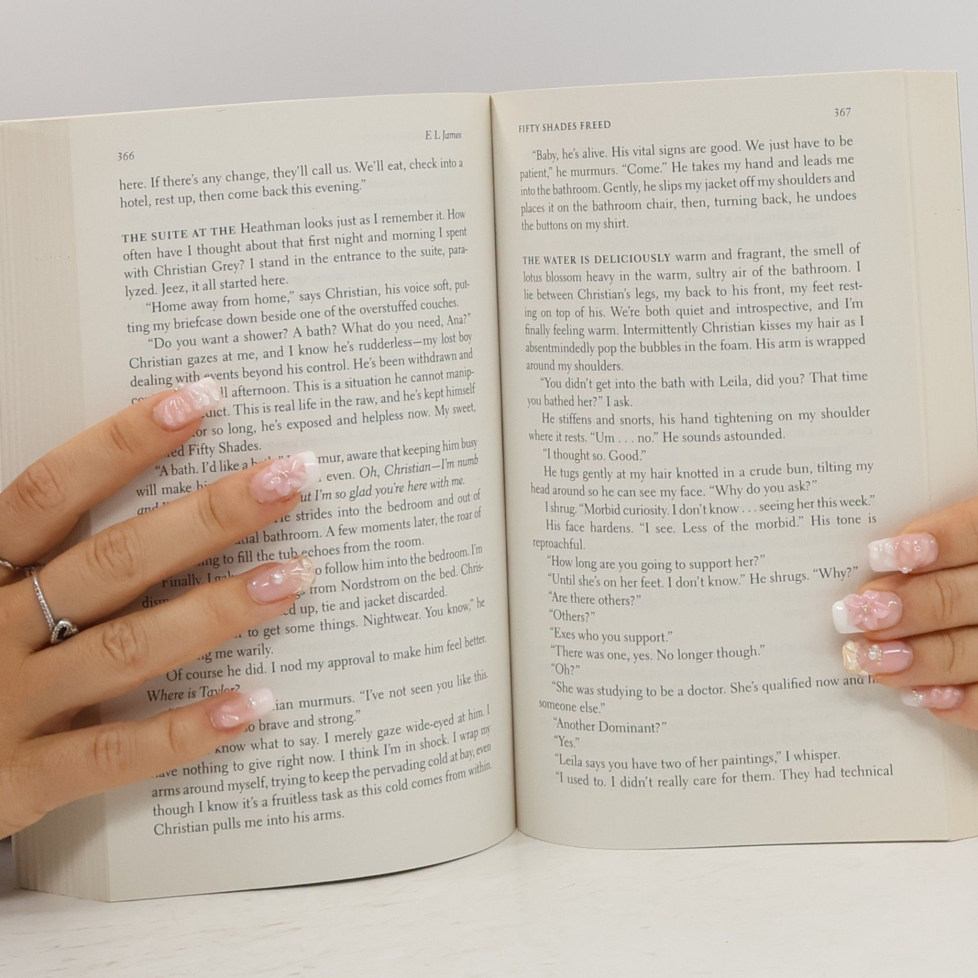 E. L. James Fifty Shades Freed
