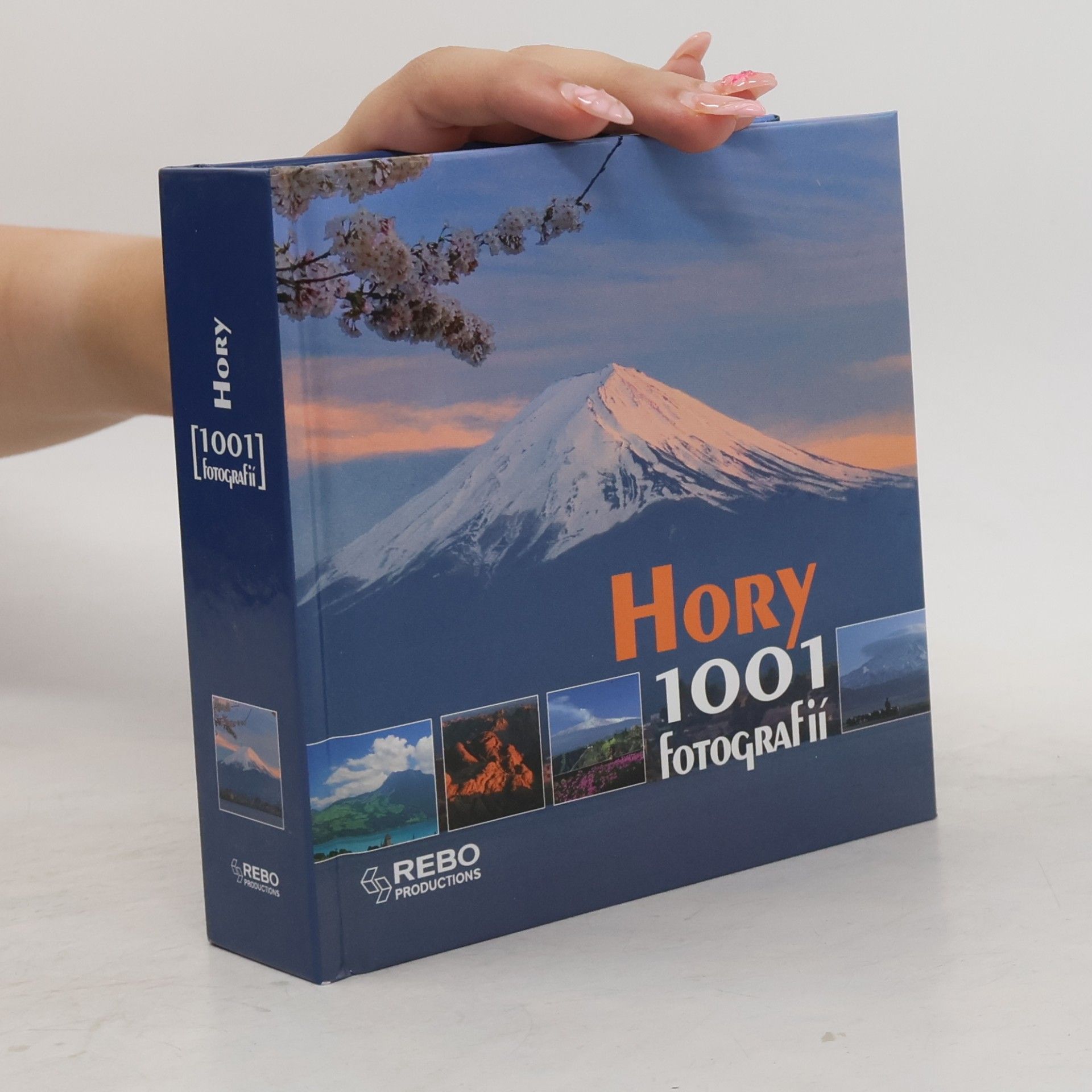 Kolektiv autorů Hory : (1001 fotografií)
