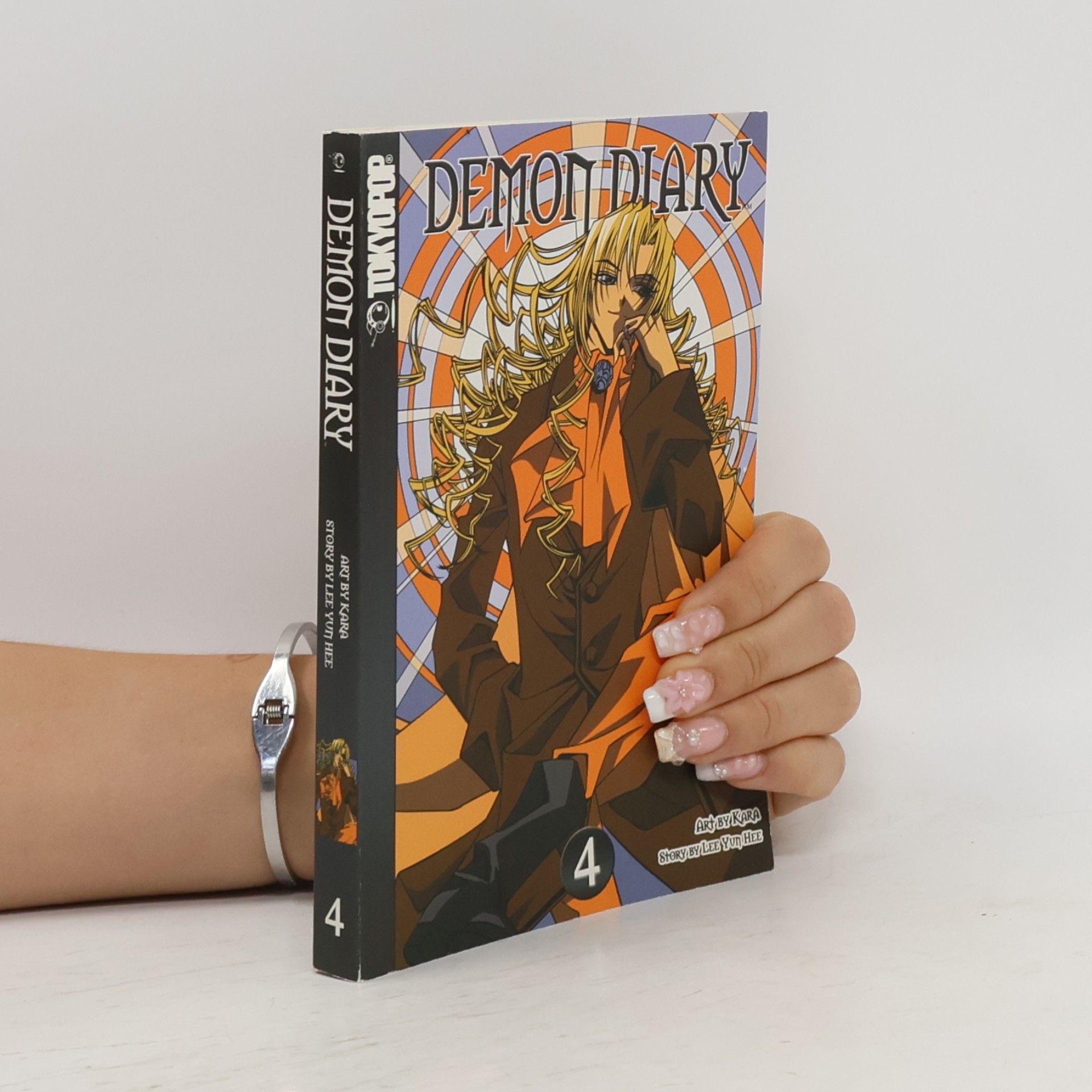 Yun-Hee Lee Demon Diary, Volume 04