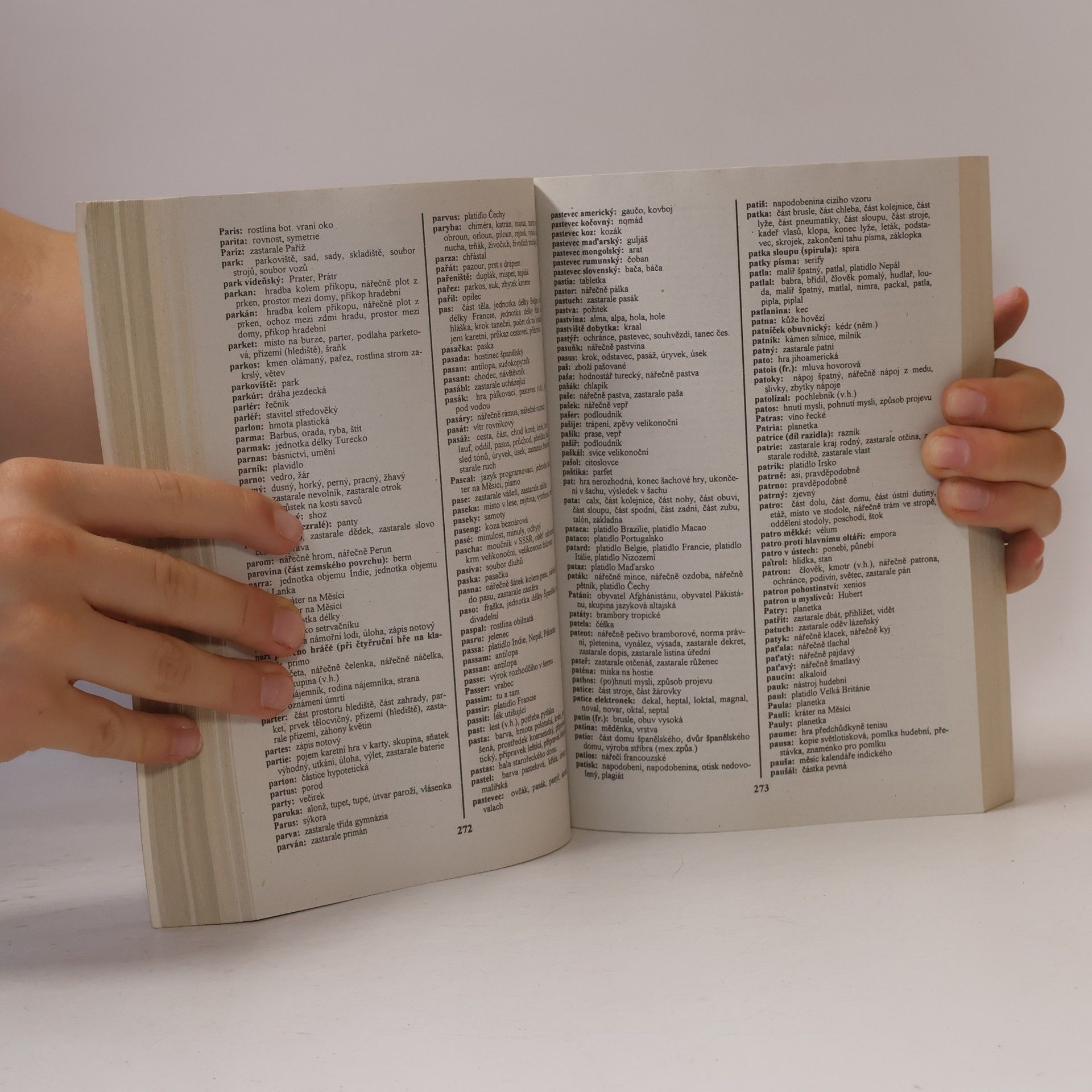 Collectif d'auteurs Křížovkářský slovník