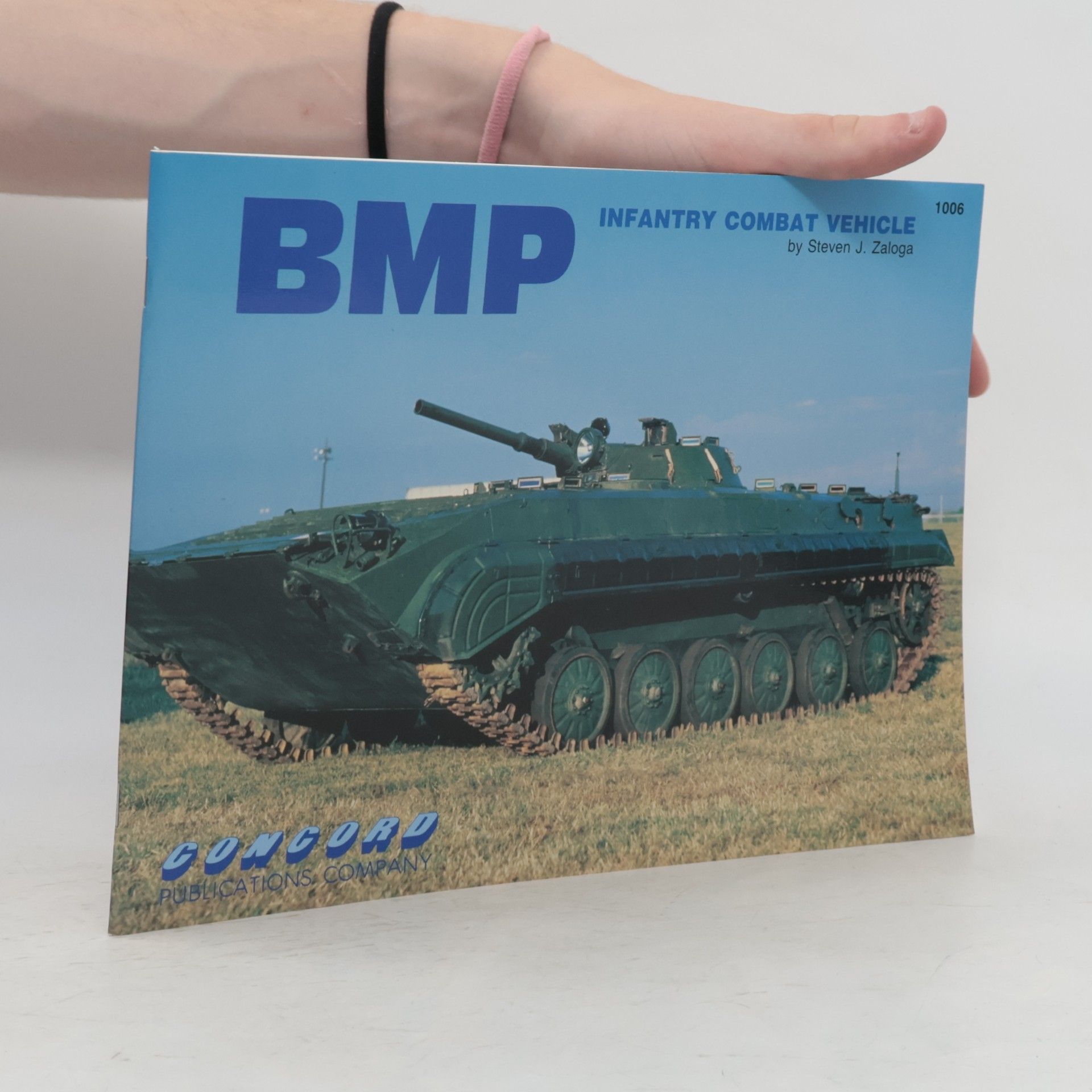 Concord Military Series - 1006: BMP