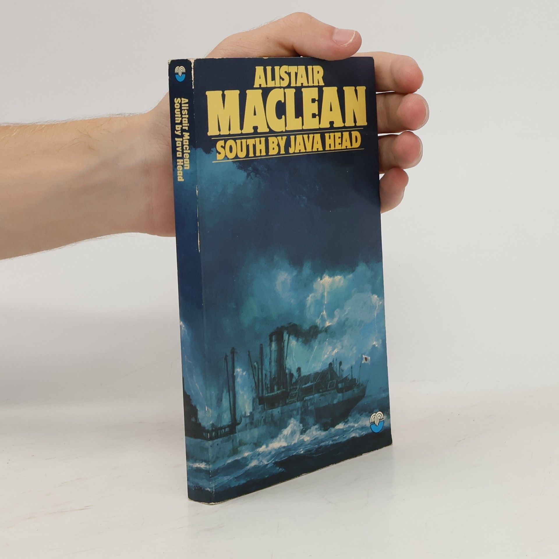 Alistair MacLean South by Java Head
