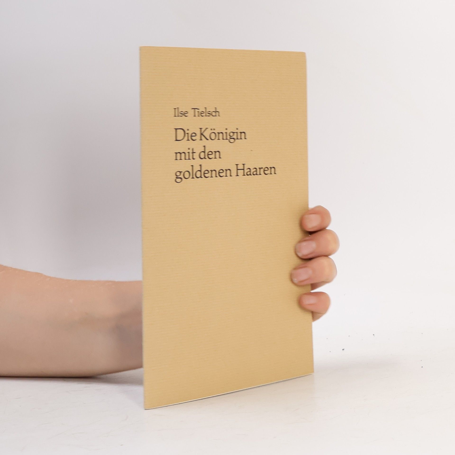 Die Königin mit den goldenen Haaren