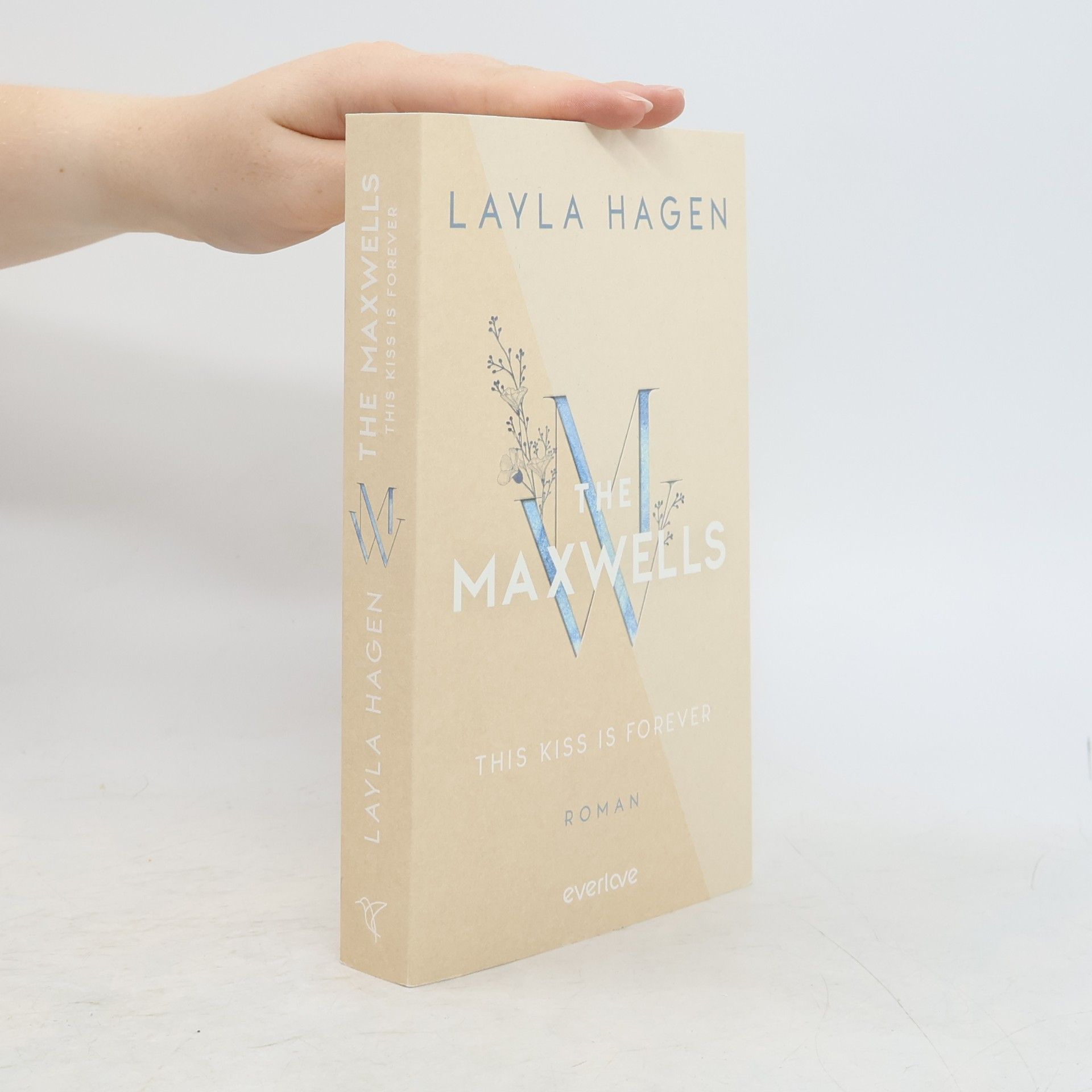 Layla Hagen This Kiss is Forever