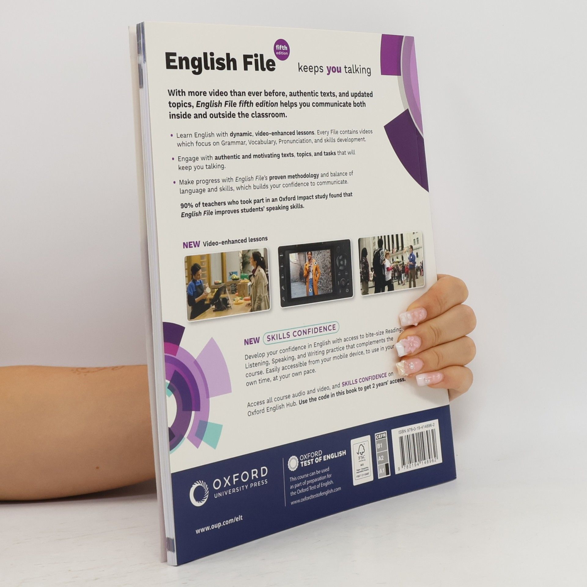 Christina Latham-Koenig English File. Beginner. Student Book With Access to Skills Confidence