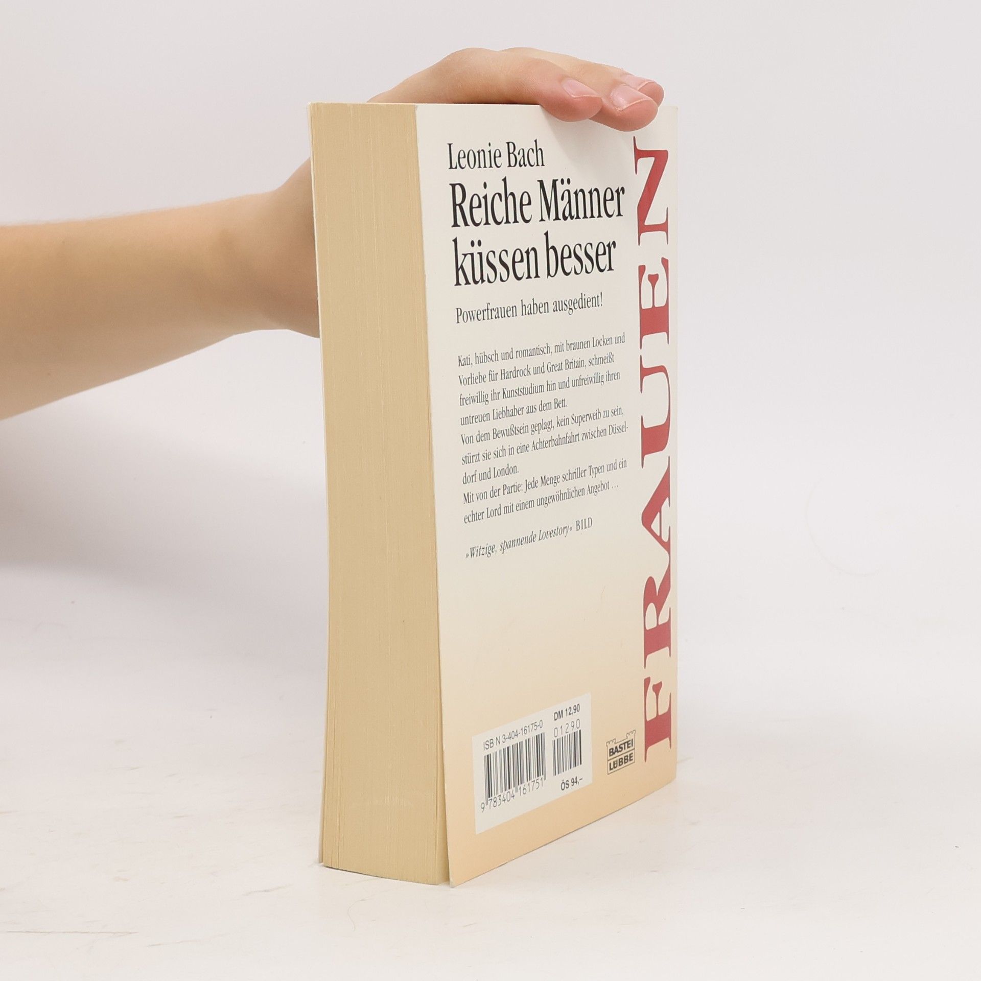 Leonie Bach Reiche Männer küssen besser