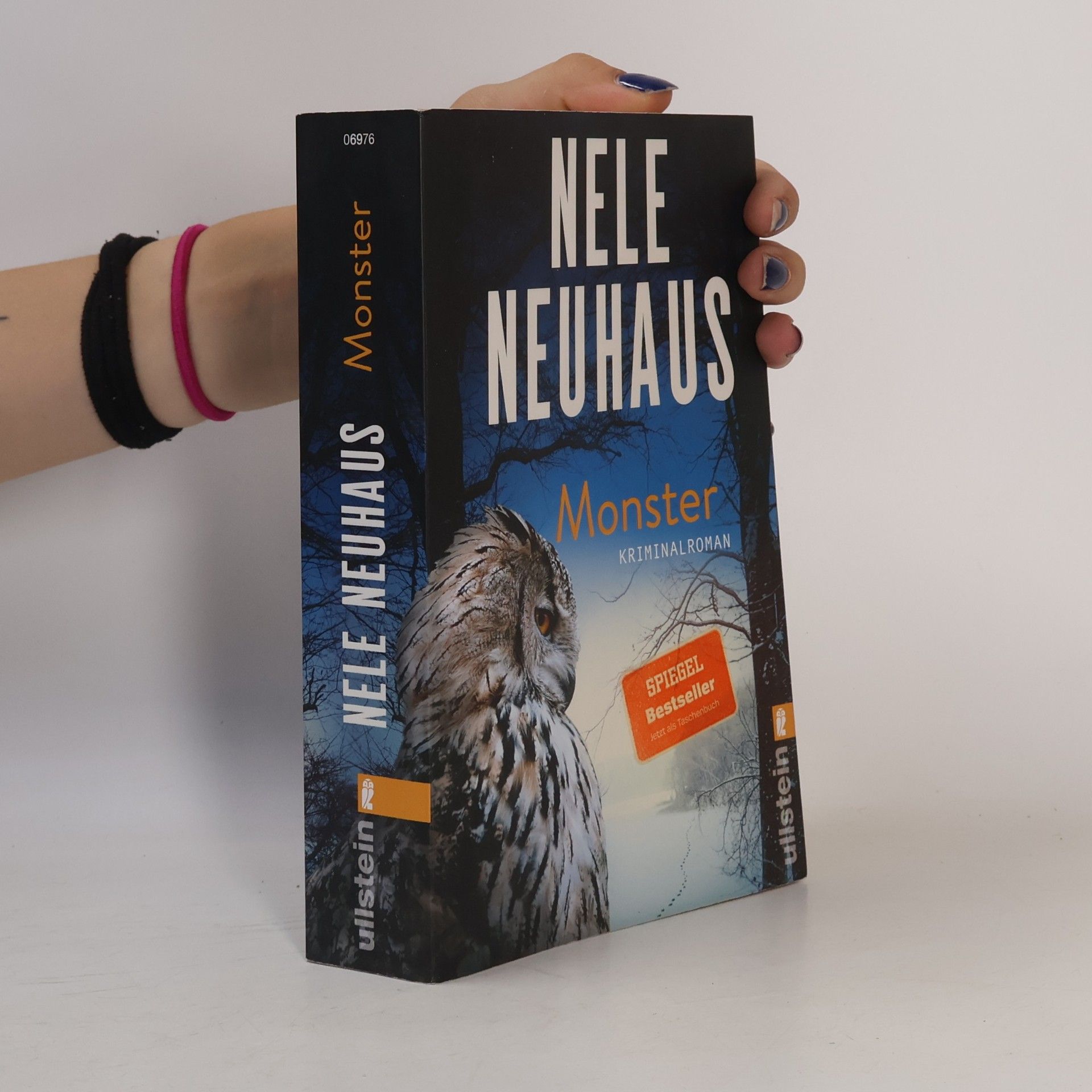 Nele Neuhaus Monster
