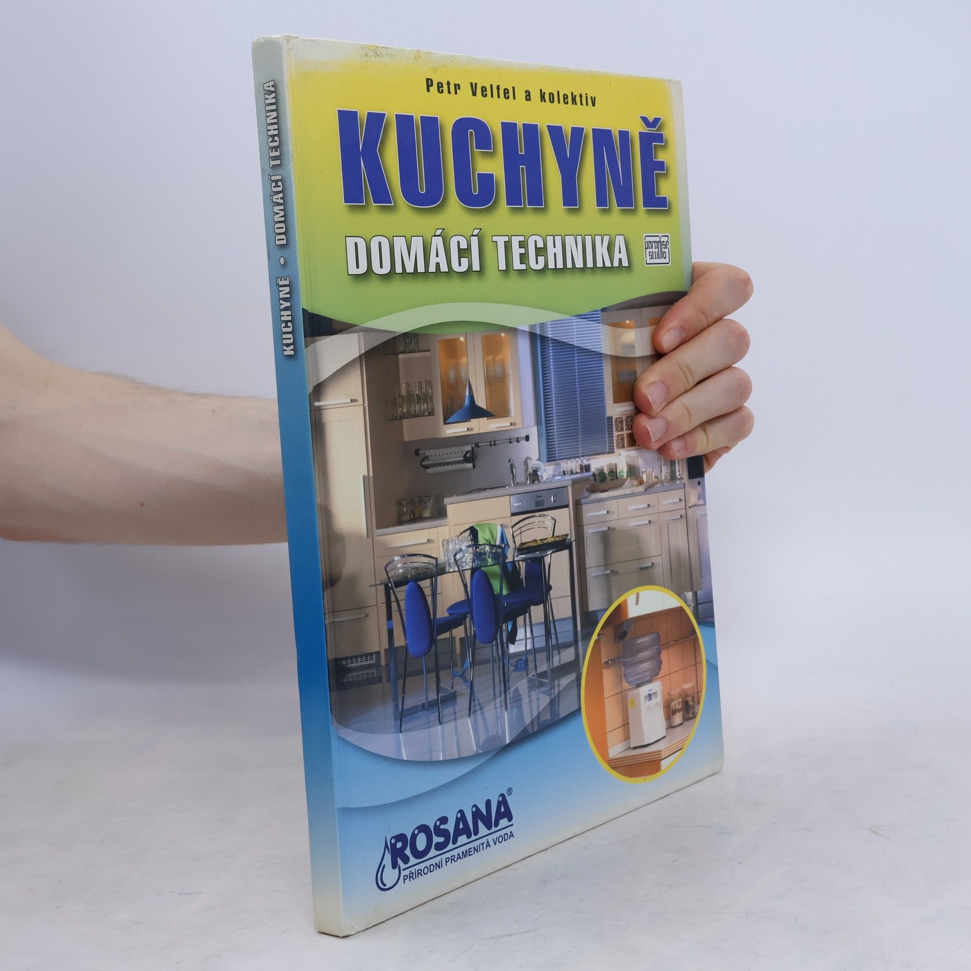 Petr Velfel Kuchyně. Domácí technika.