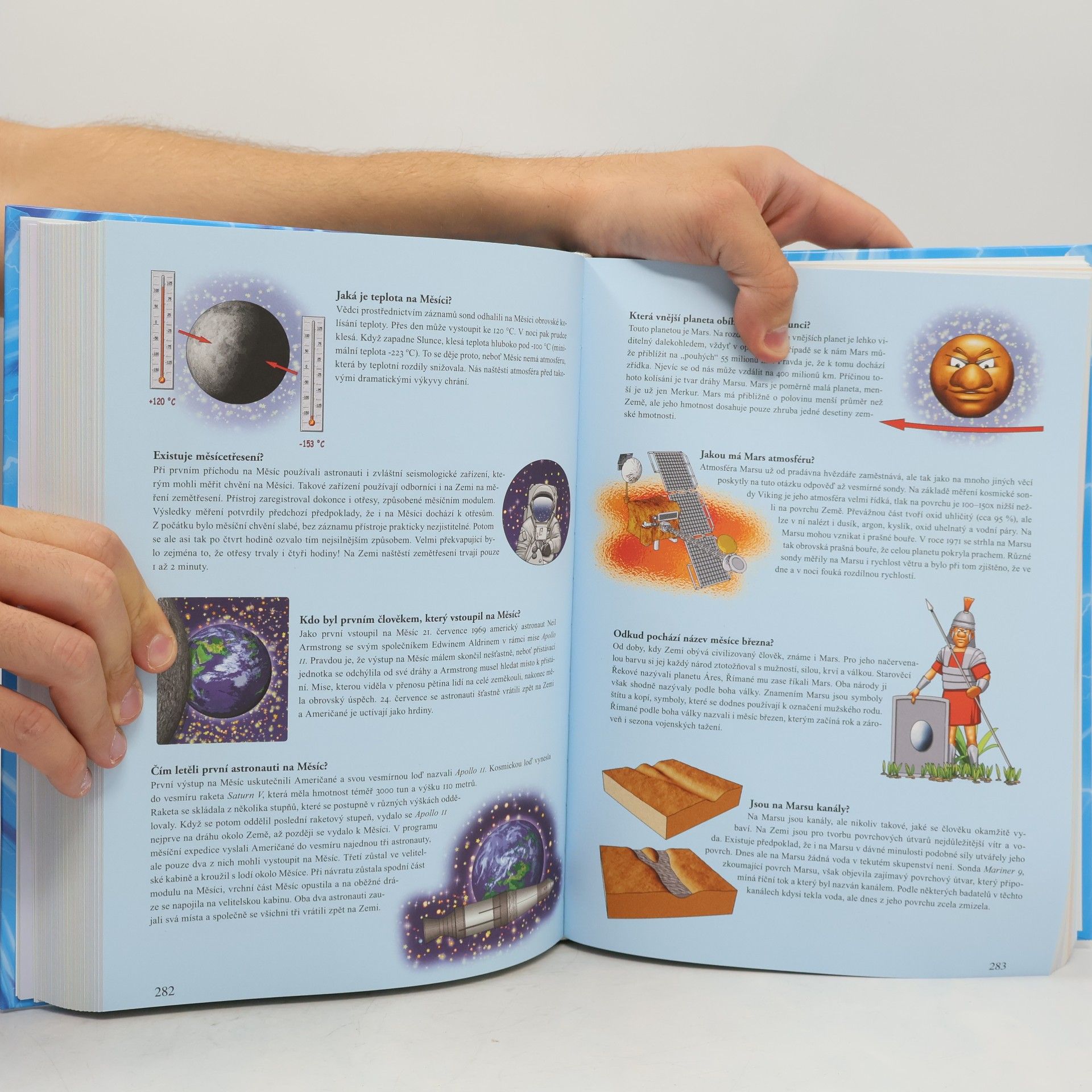 Autorenkollektiv Velká kniha otázek a odpovědí