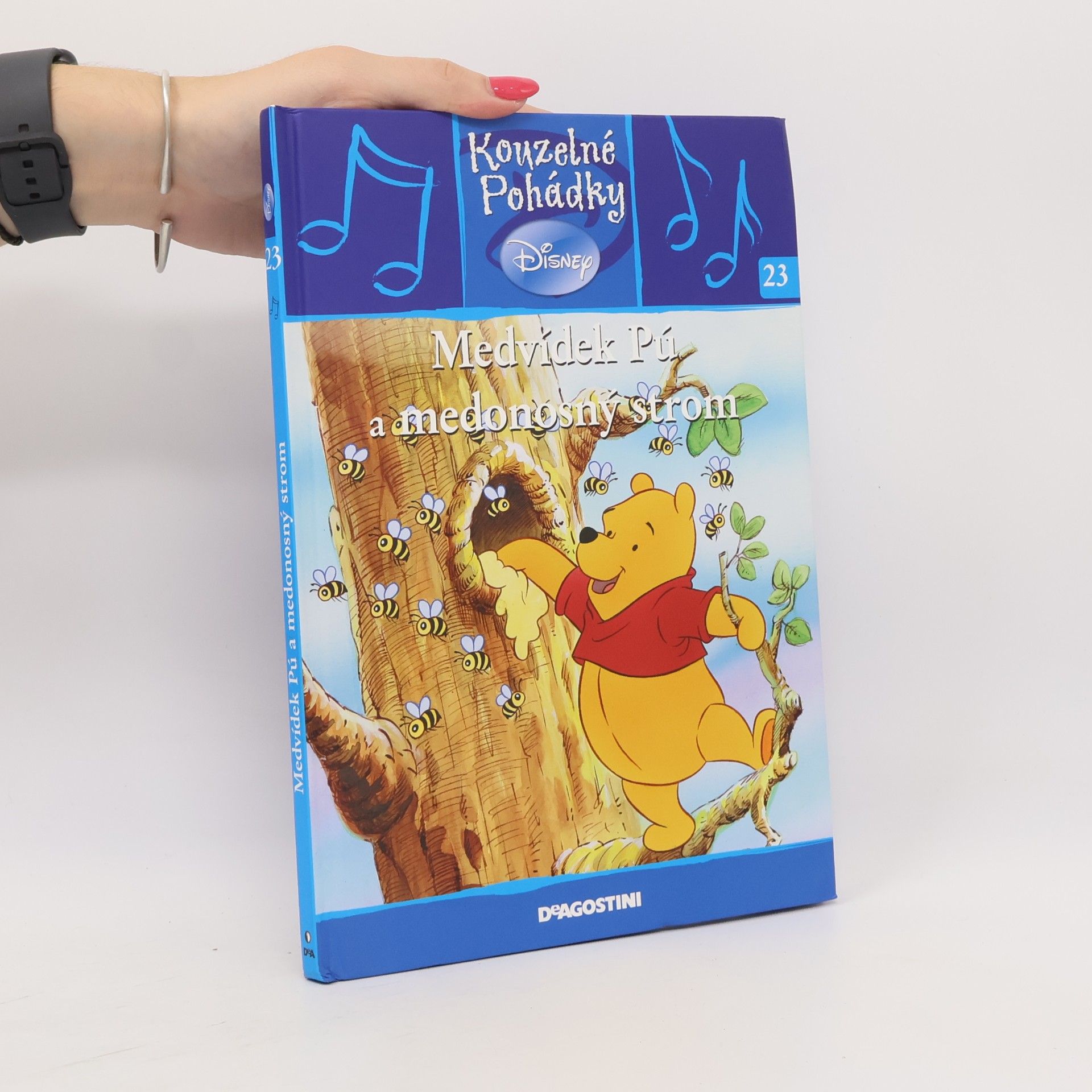 Kolektív autorov Medvídek Pú a medonosný strom