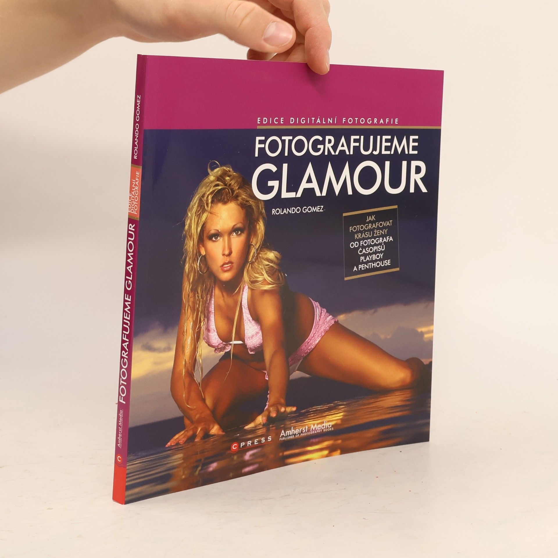 Rolando Gomez Fotografujeme glamour