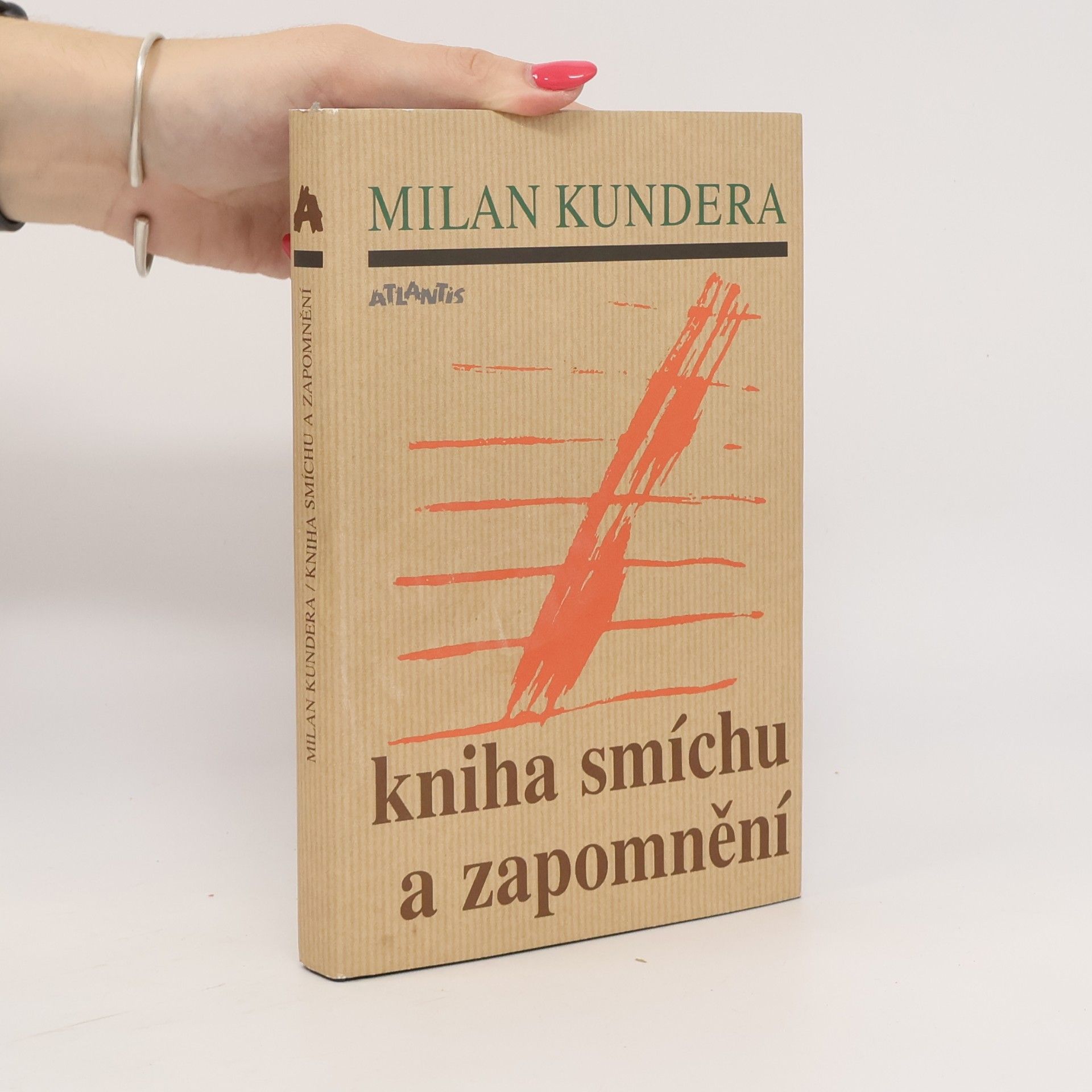 Kniha smíchu a zapomnění