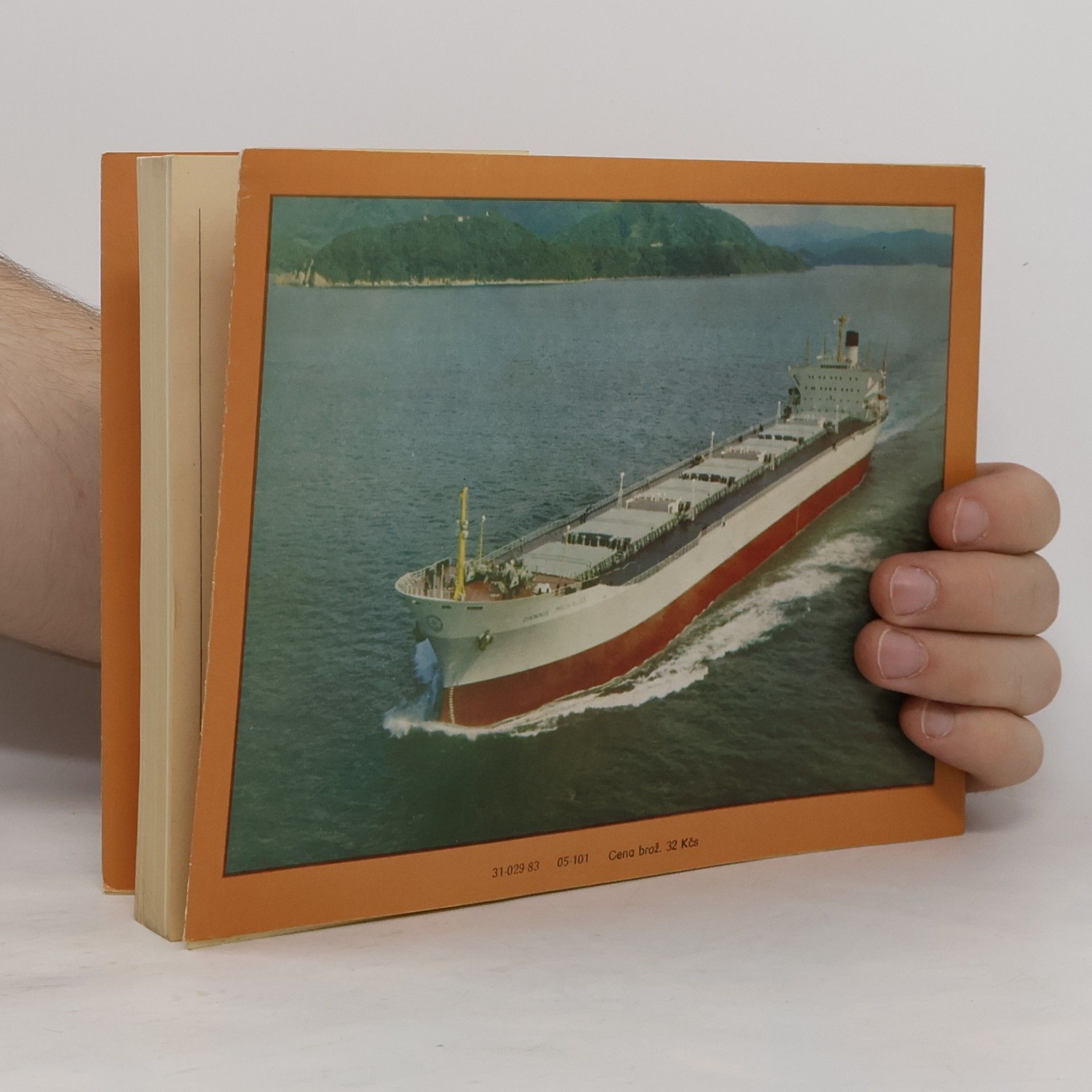 Evžen Škňouřil Atlas lodí. Nákladní lodě