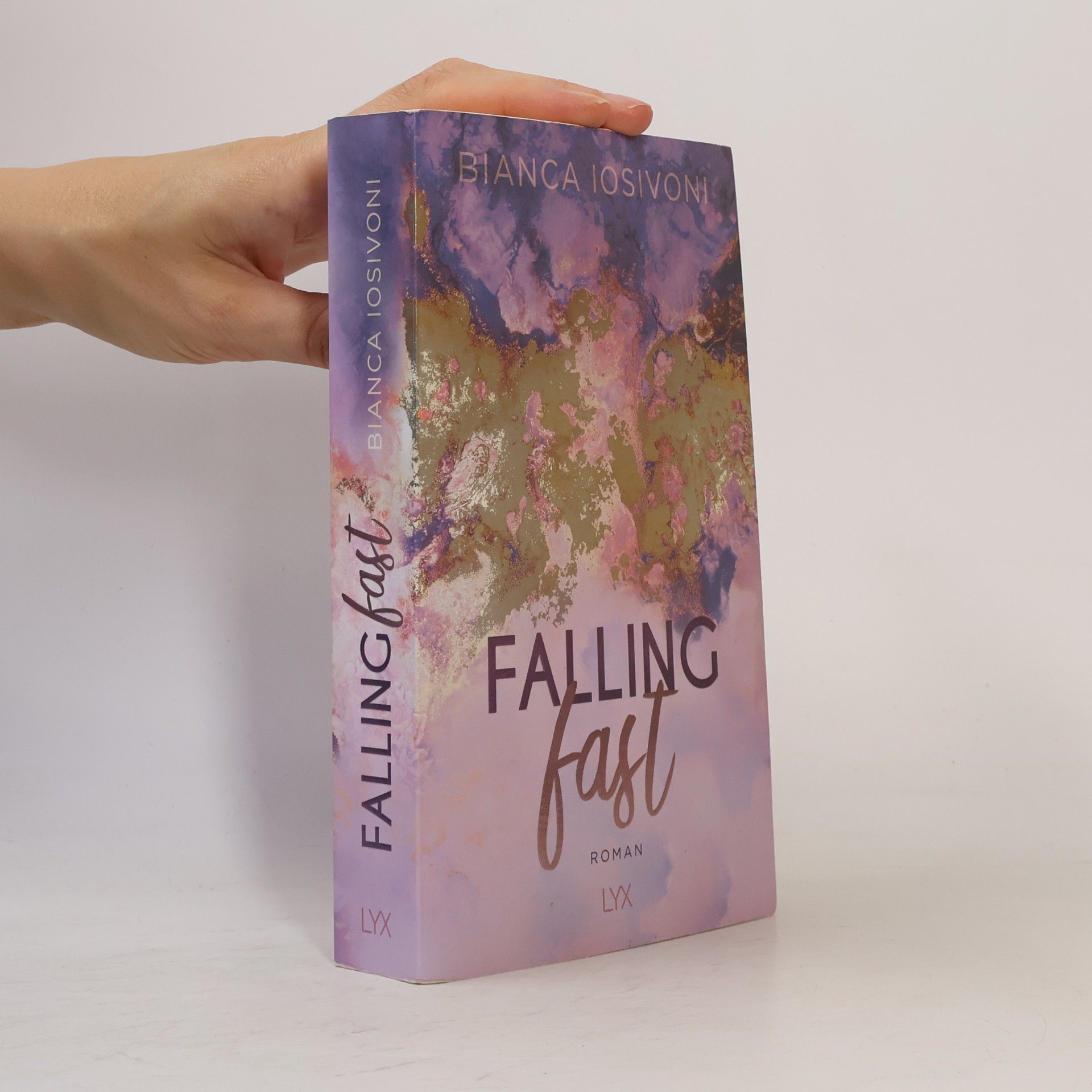 Bianca Iosivoni Falling fast