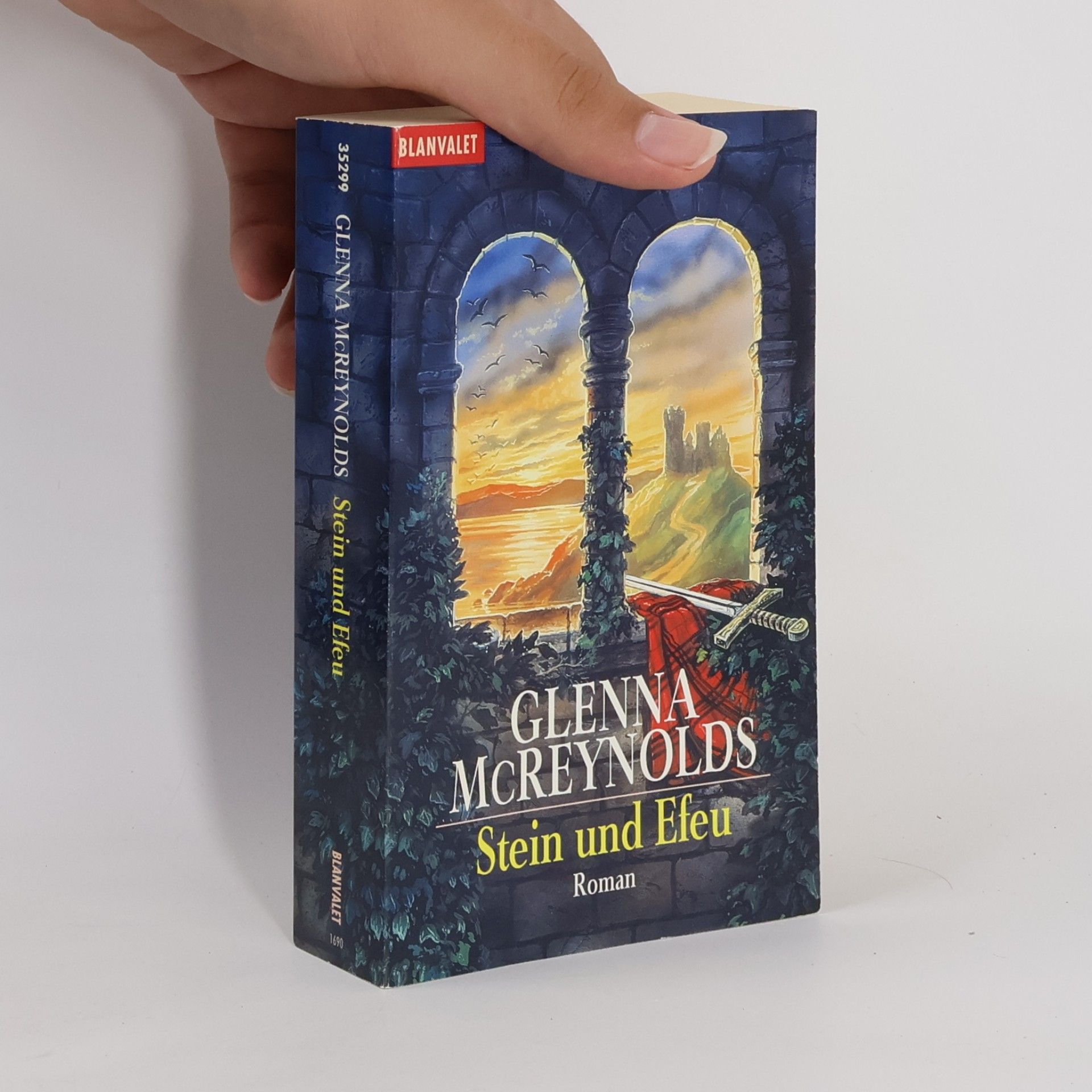 Glenna McReynolds Stein und Efeu