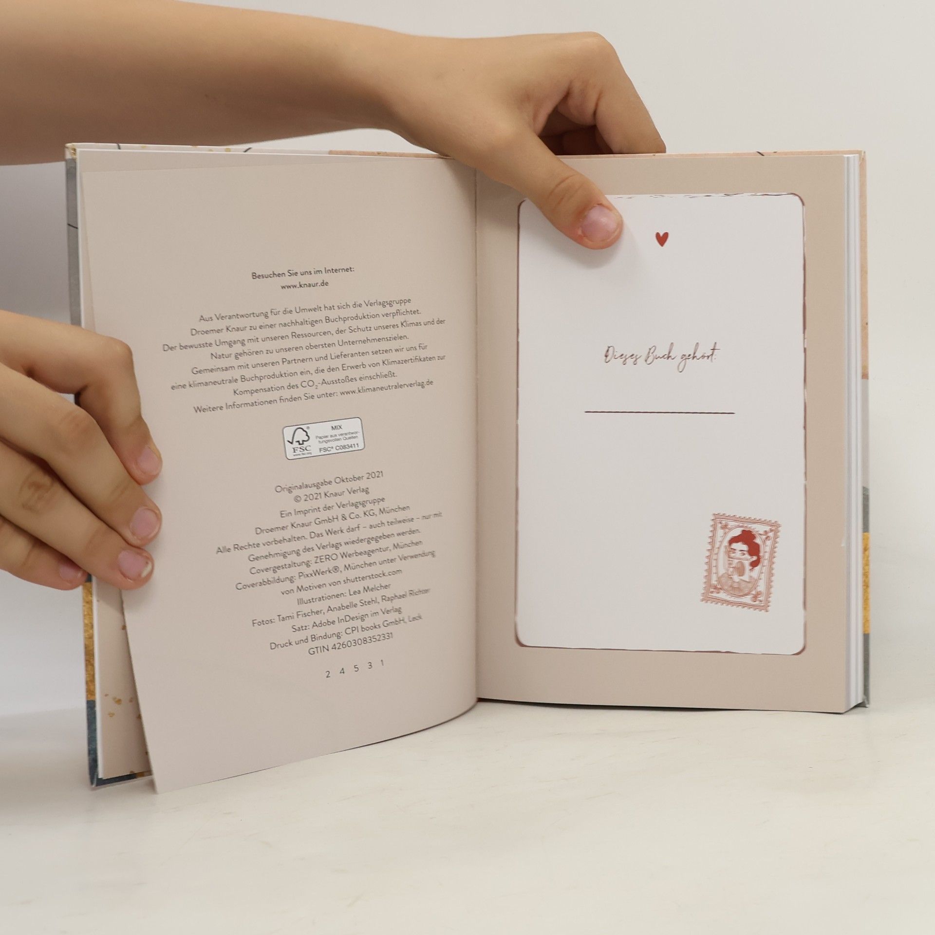 Tami Fischer Booklover Journal