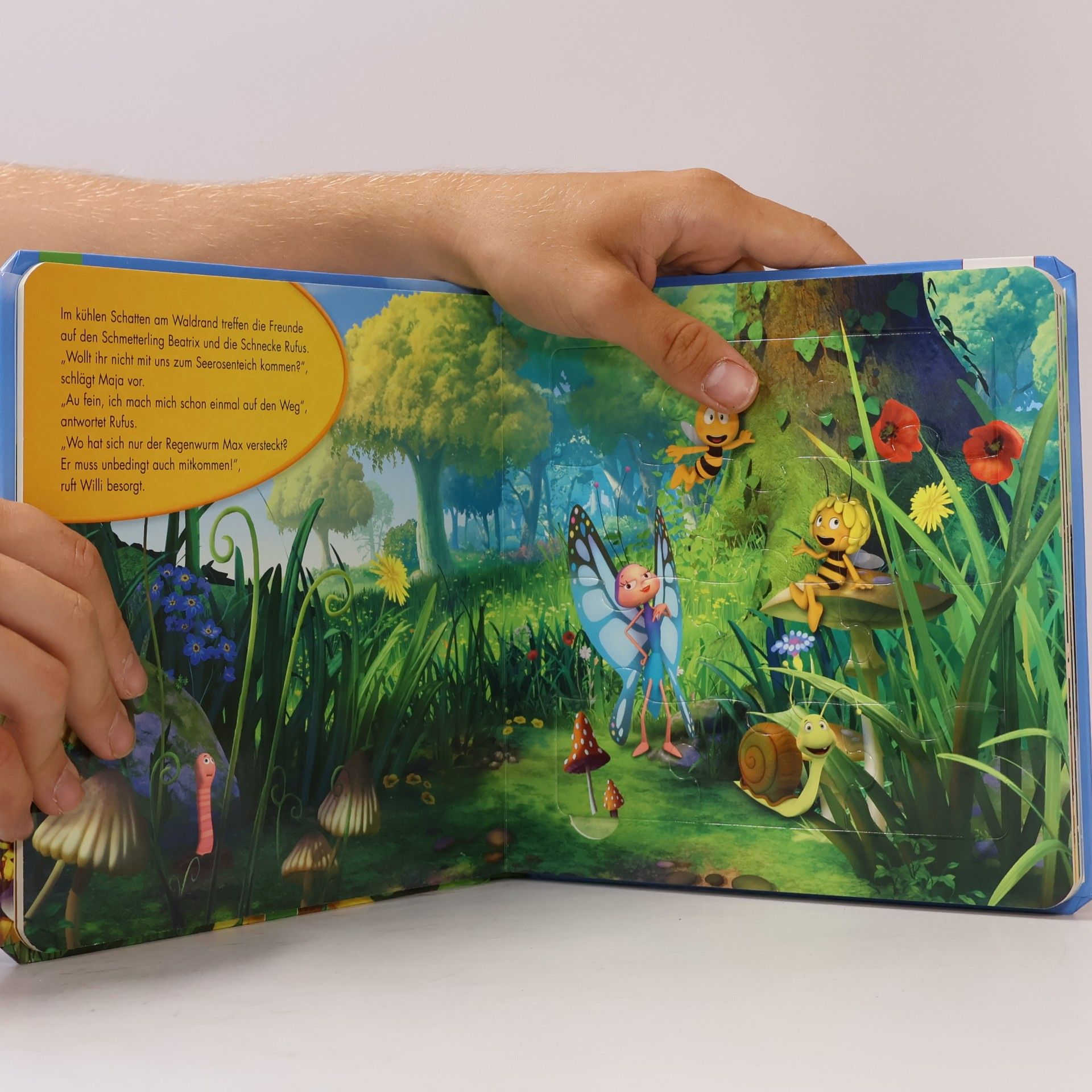Autores varios Včelka Mája: knížka s puzzle