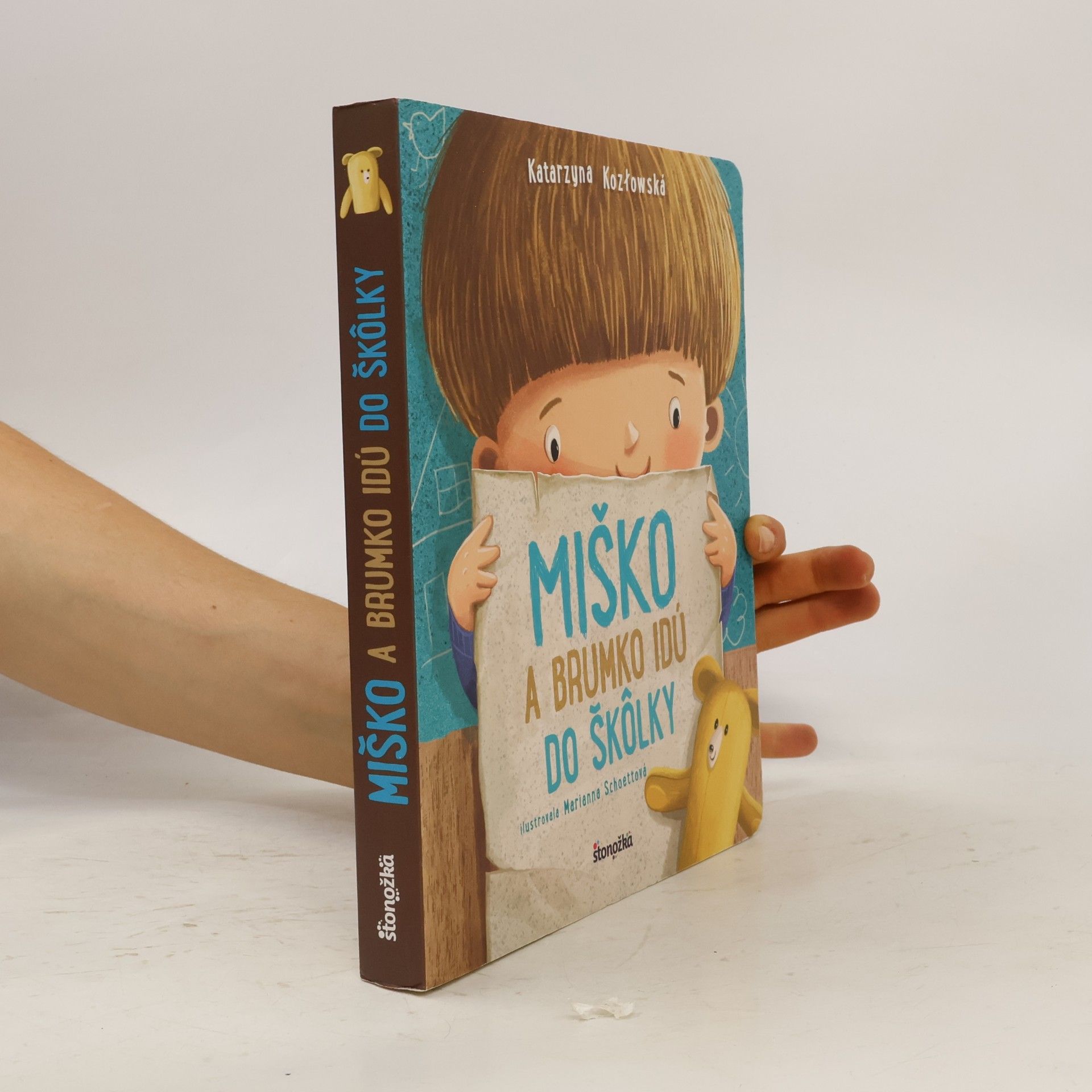 Katarzyna Kozłowska Miško a Brumko idú do škôly