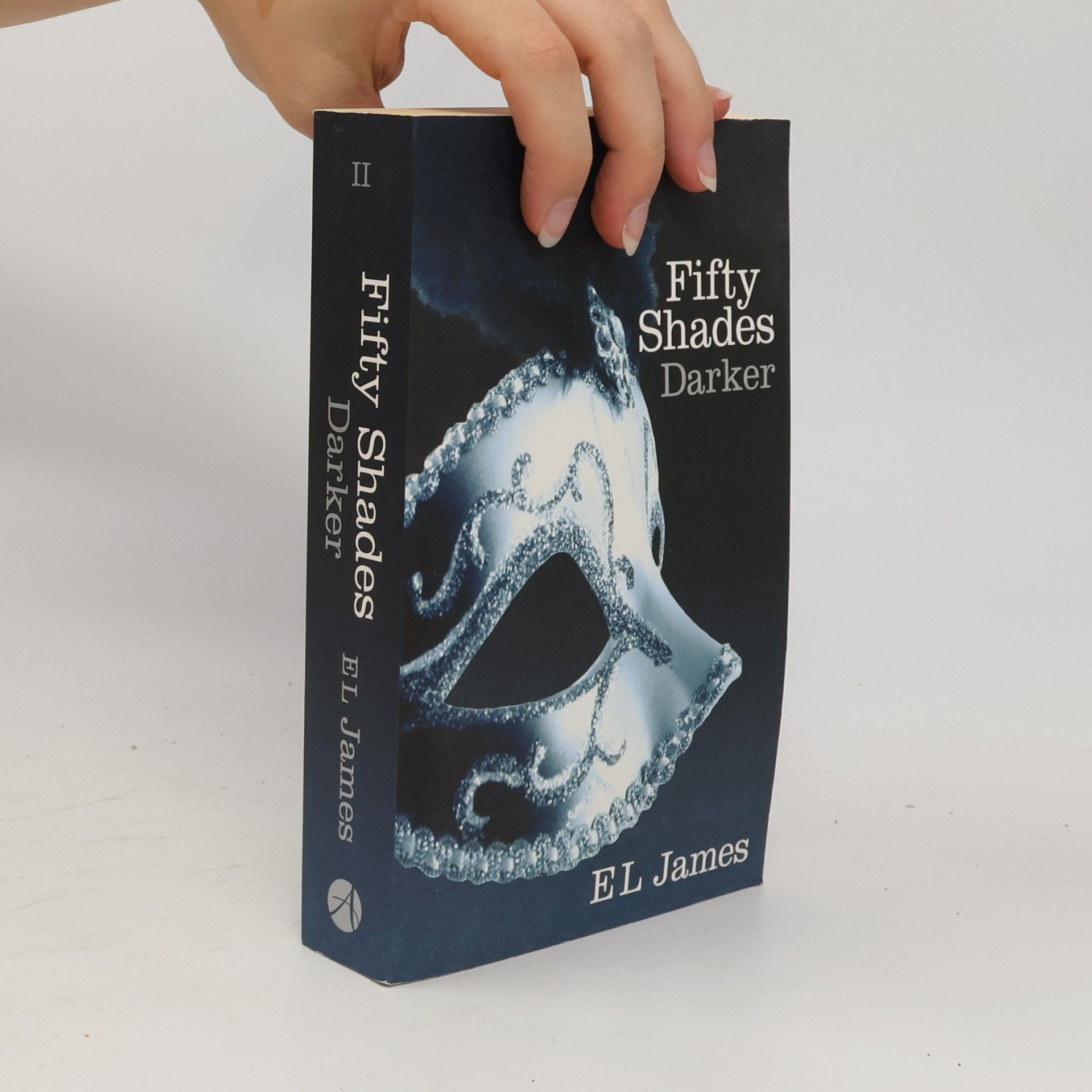 E. L. James Fifty Shades Darker