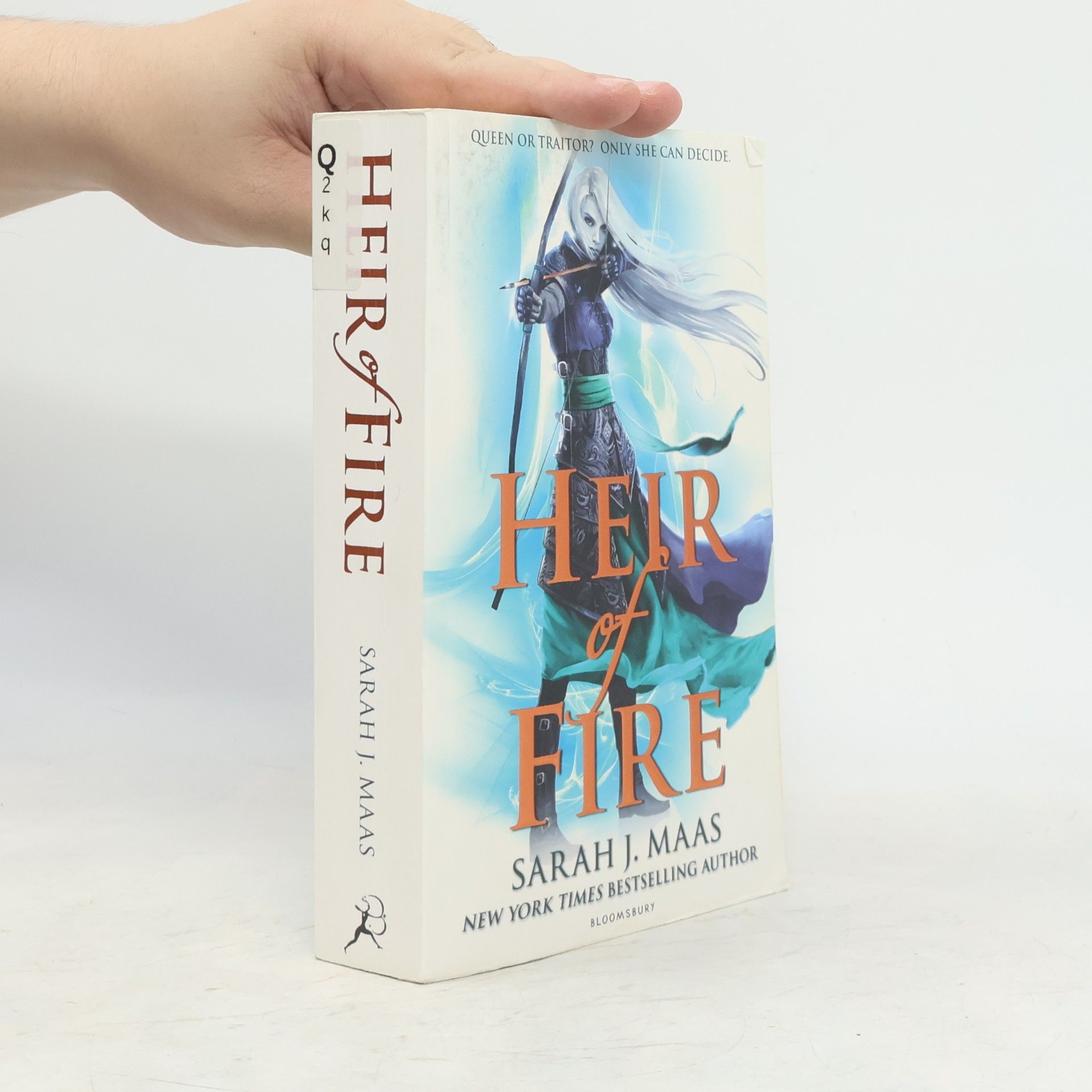 Sarah J. Maas Heir of fire