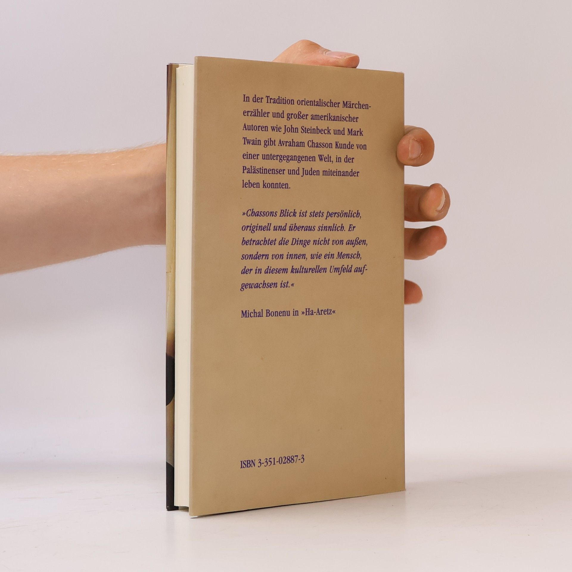 Avrāhām Ḥasôn Abu Badjis genießt das Leben