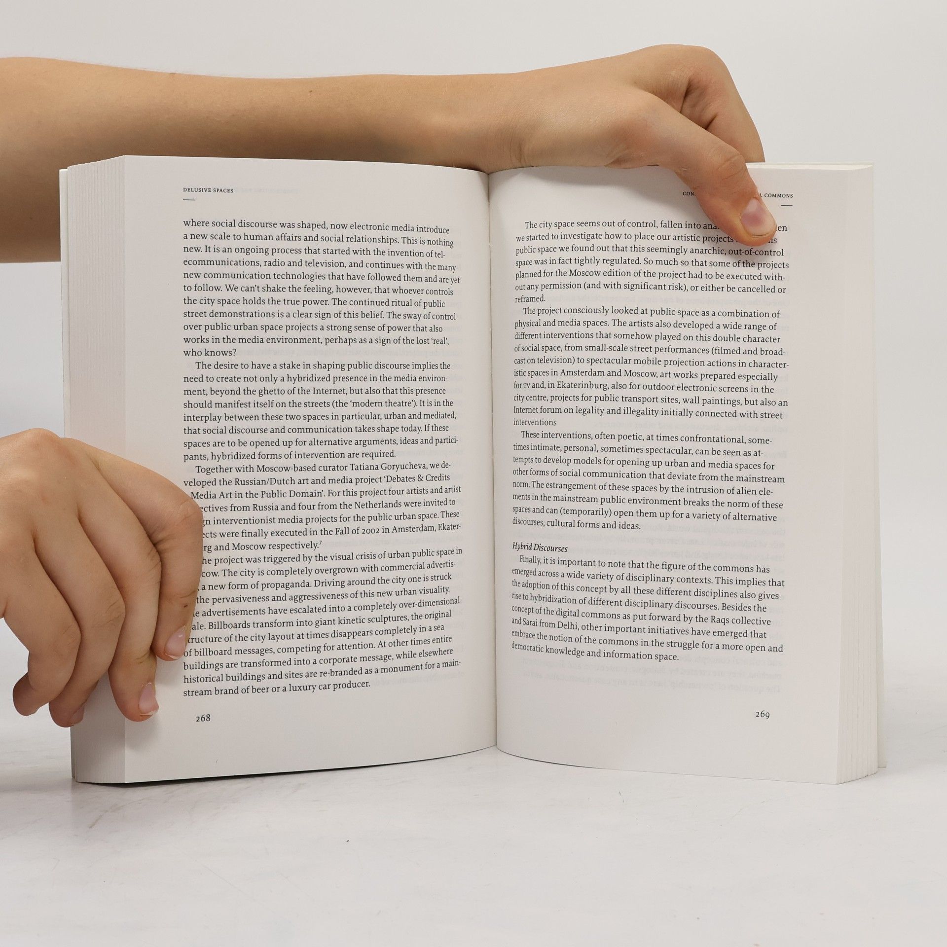 Eric Kluitenberg Delusive Spaces