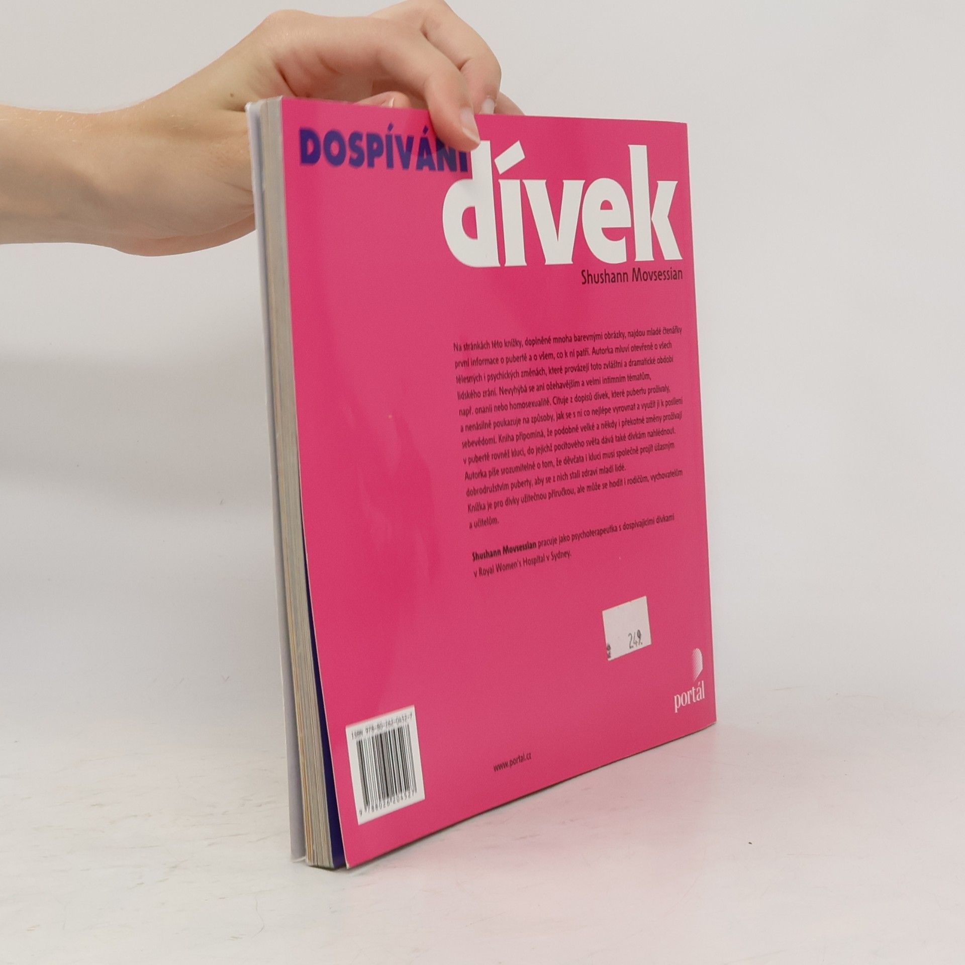 Shushann Movsessian Dospívání dívek