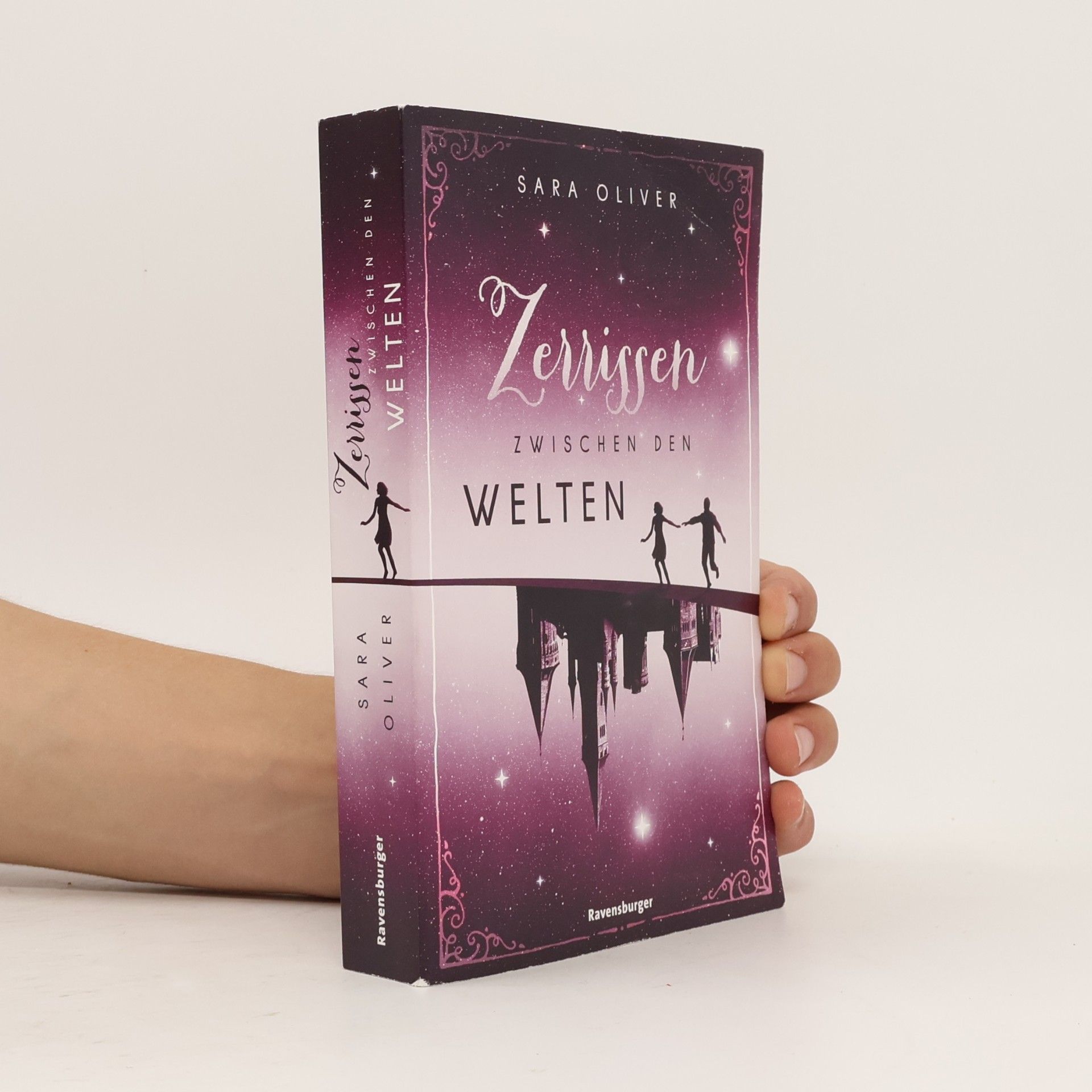 Sara Oliver Zerrissen zwischen den Welten