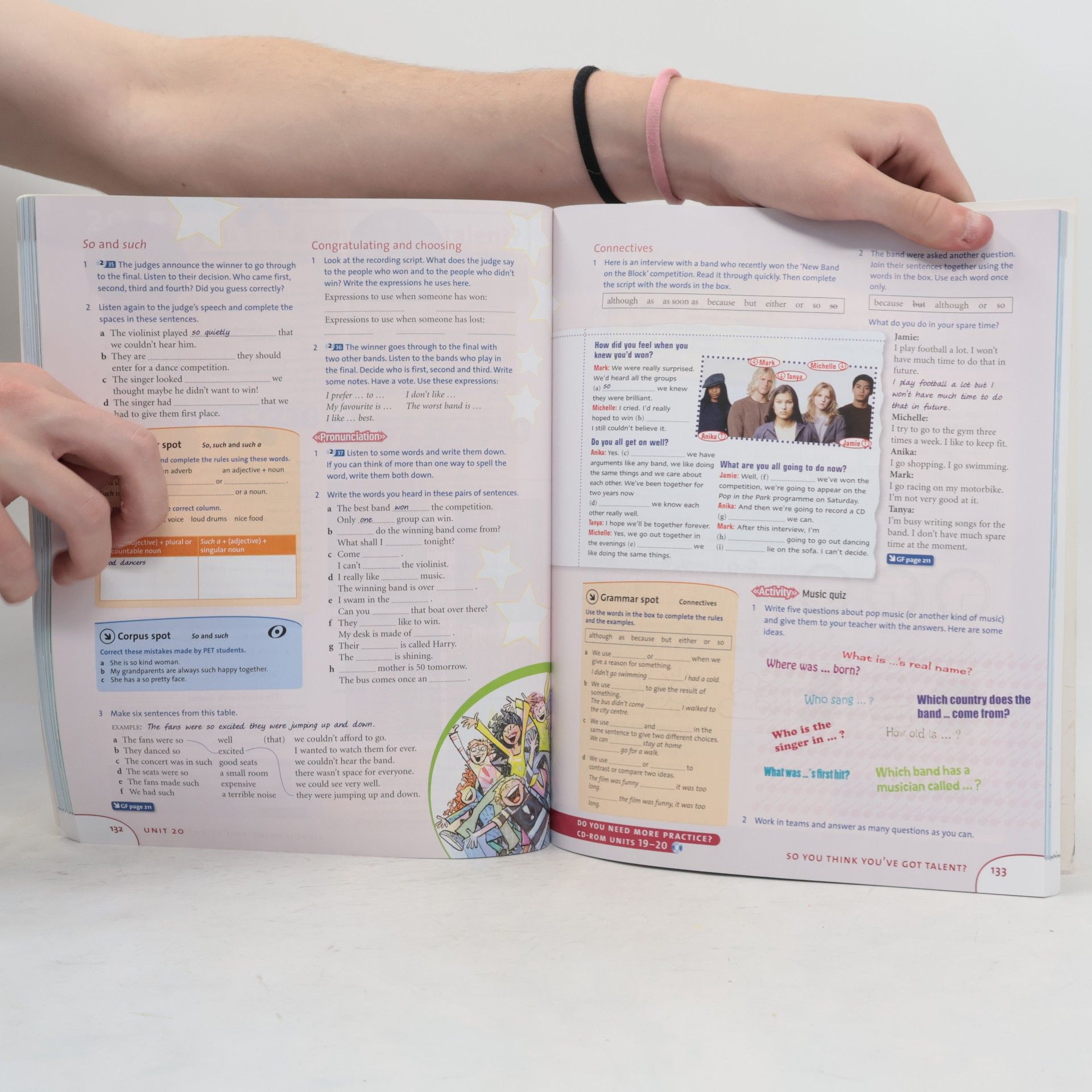 Louise Hashemi Objective PET. Student's book
