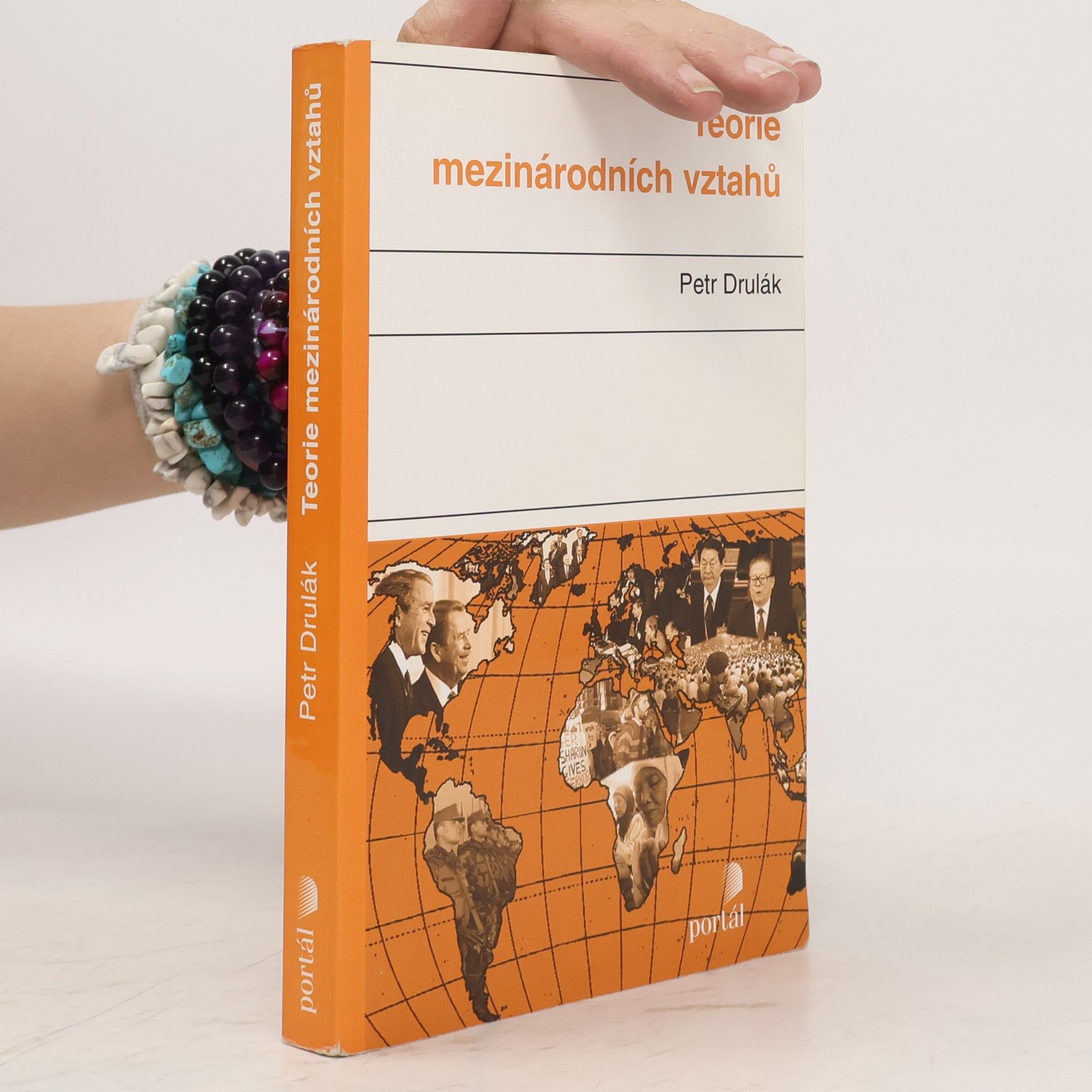 Petr Drulák Teorie mezinárodních vztahů