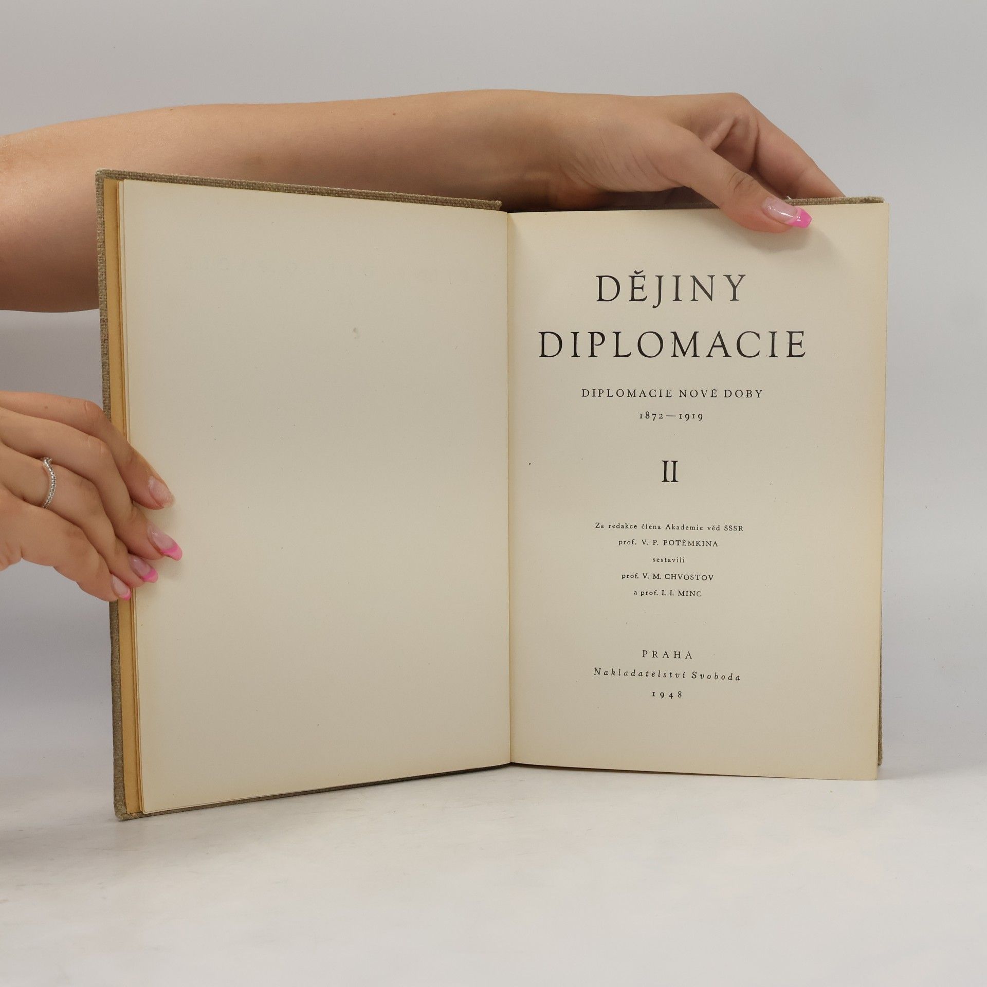 Kolektiv autorů Dějiny diplomacie 2