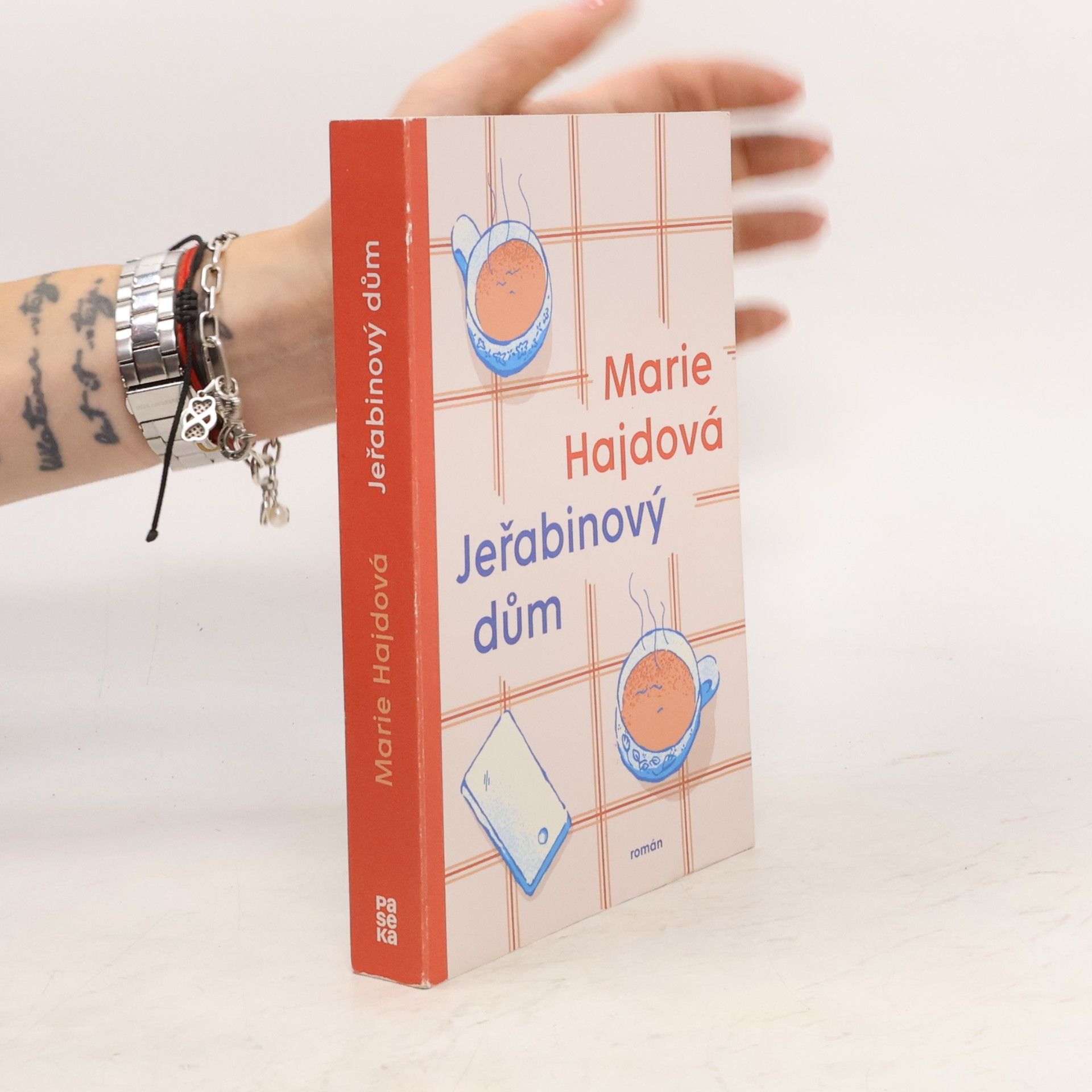 Marie Hajdová Jeřabinový dům